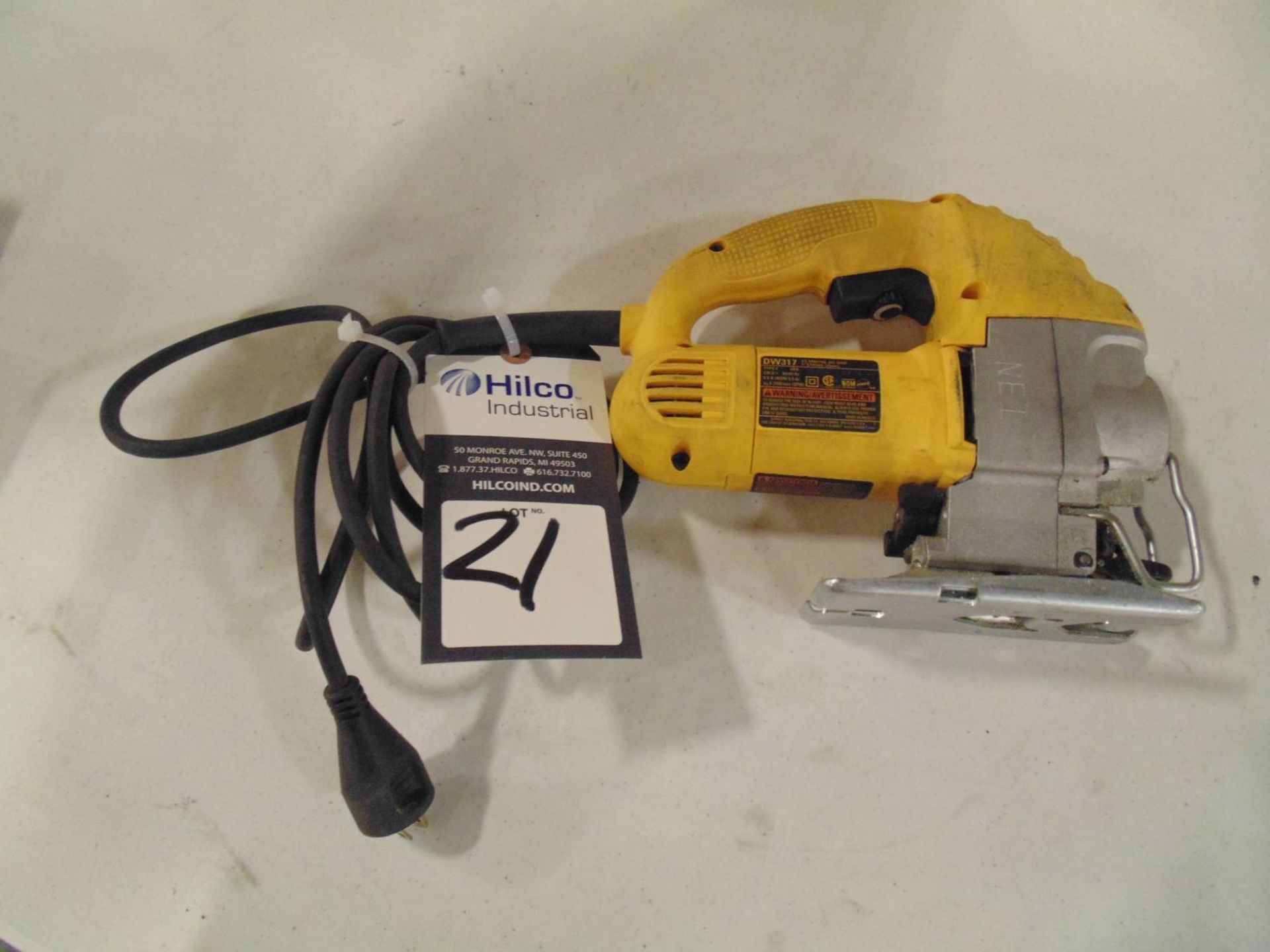 DeWalt Model DW317 Variable Speed Orbital Jig Saw