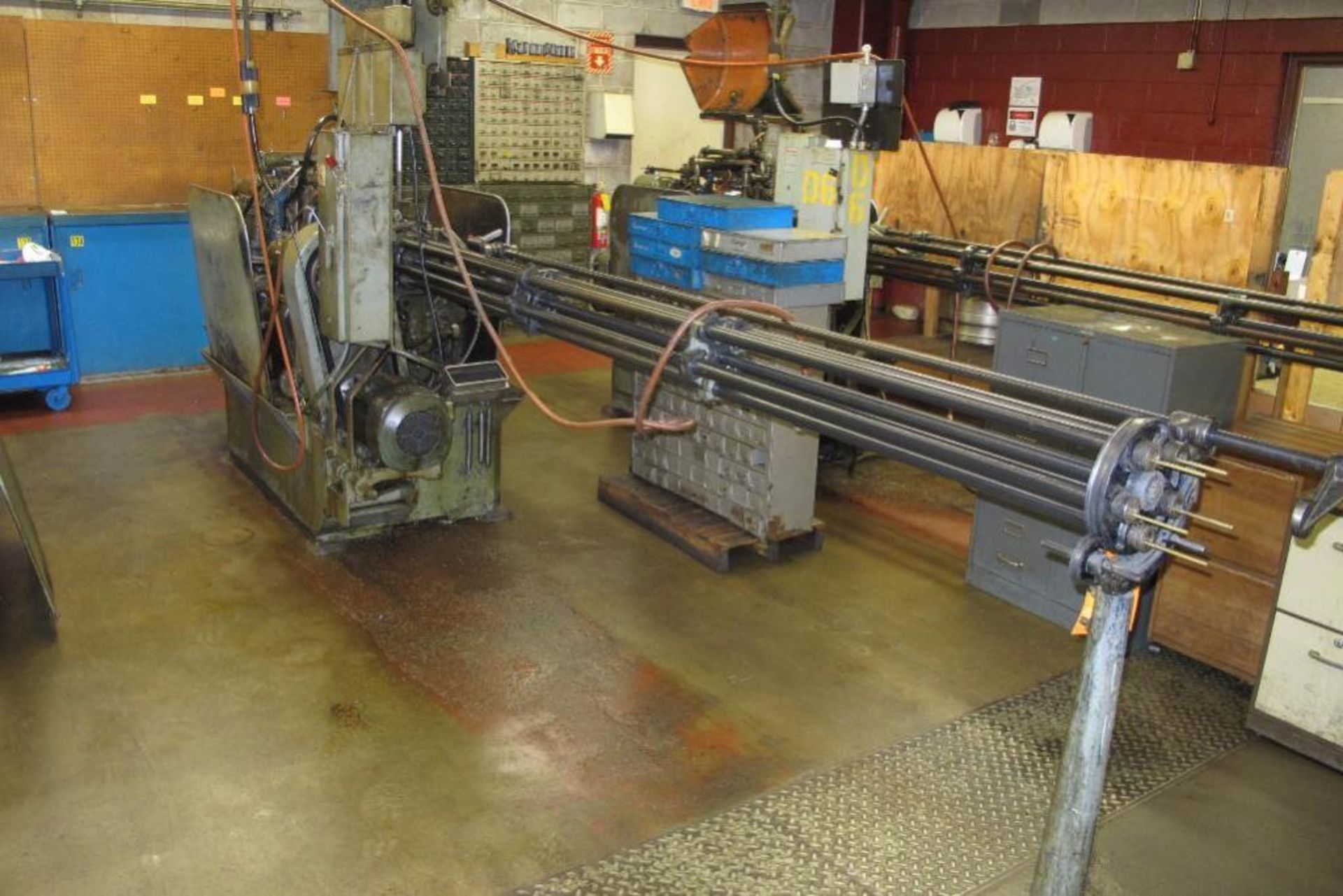 Davenport Mdl. B, 3/4" 5-Spindle Automatic Screw Machine, Coolant Filtration and Recirculation Syste - Image 4 of 4