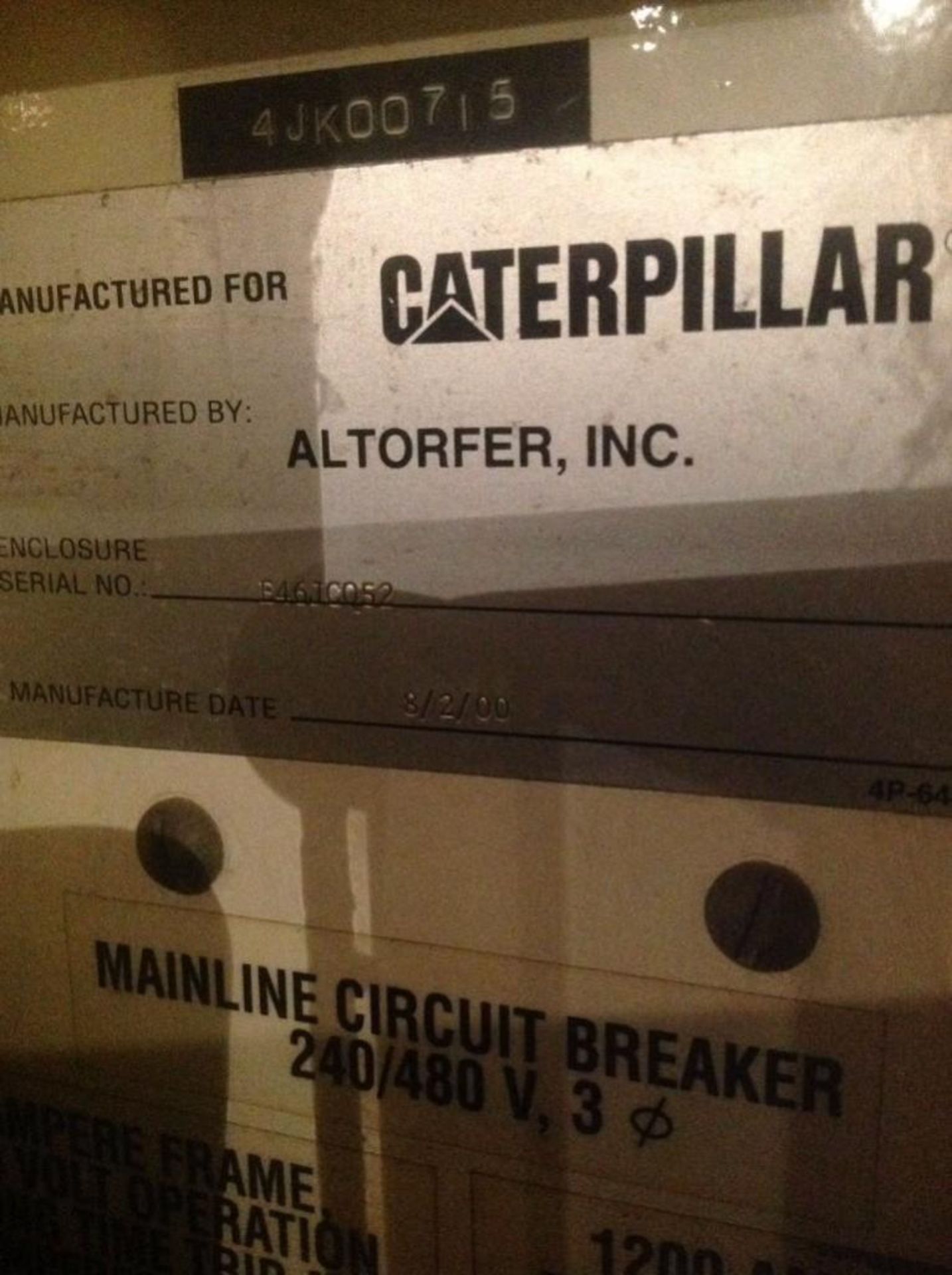 CATERPILLAR MODEL QS350 GENERATOR IN ENCLOSURE Manufacture date 8/2000 Caterpillar Model QS350 self- - Image 4 of 12