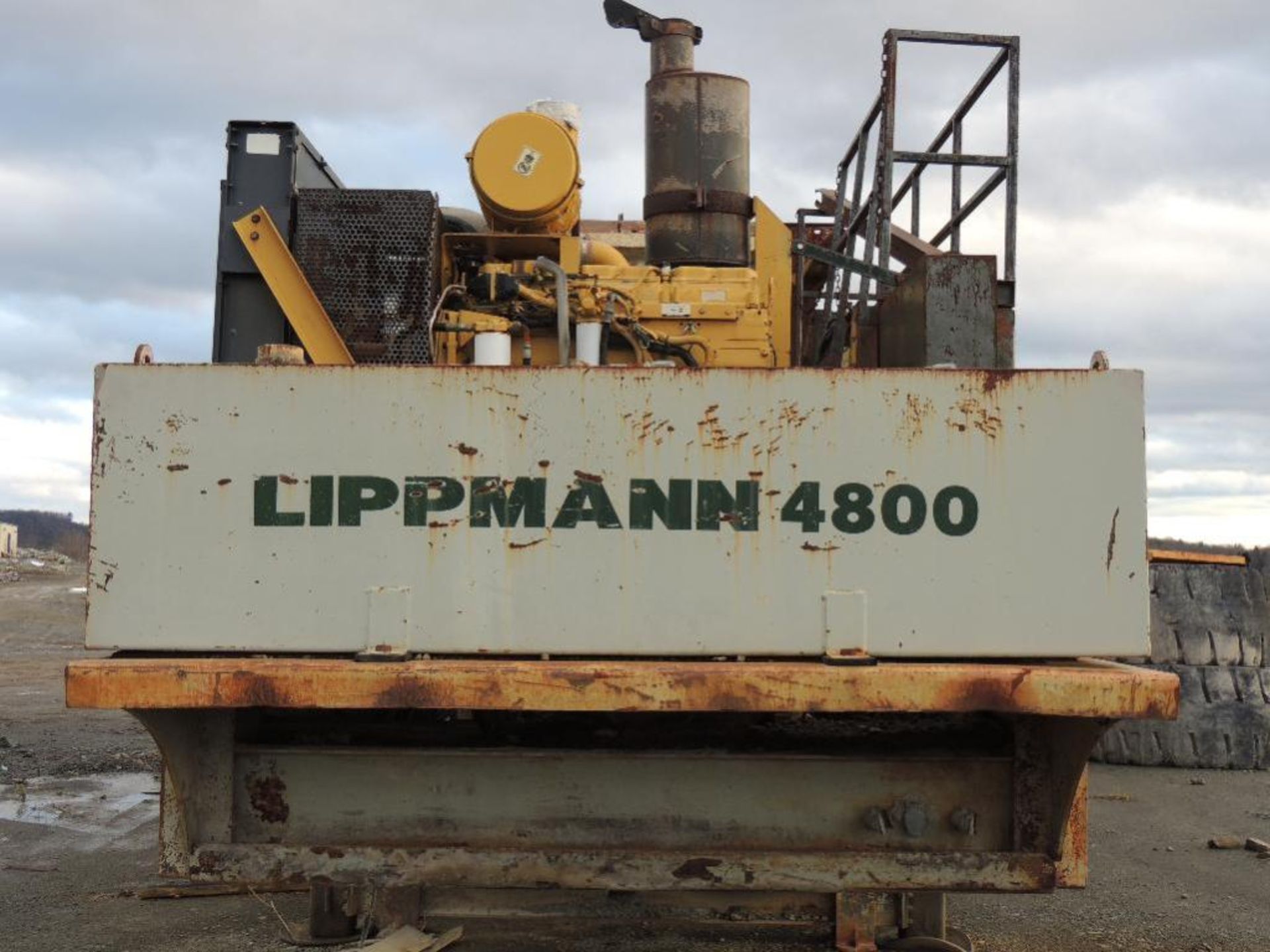 Lippman 4800 Crushing Plant, 10,937 Hrs, S/N 20-04-0438 - Image 2 of 7