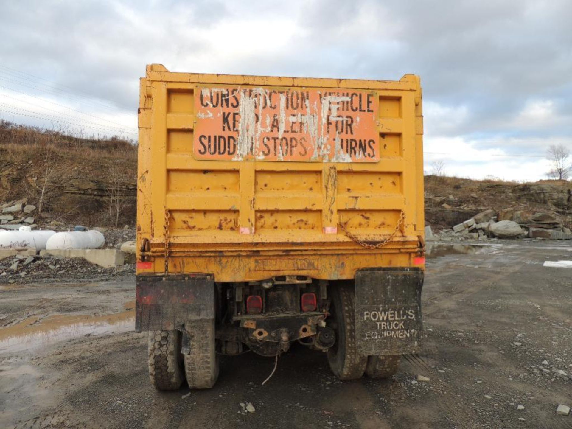 Kenworth C500 Dump Truck, Tri-Axle Dump - Image 3 of 4