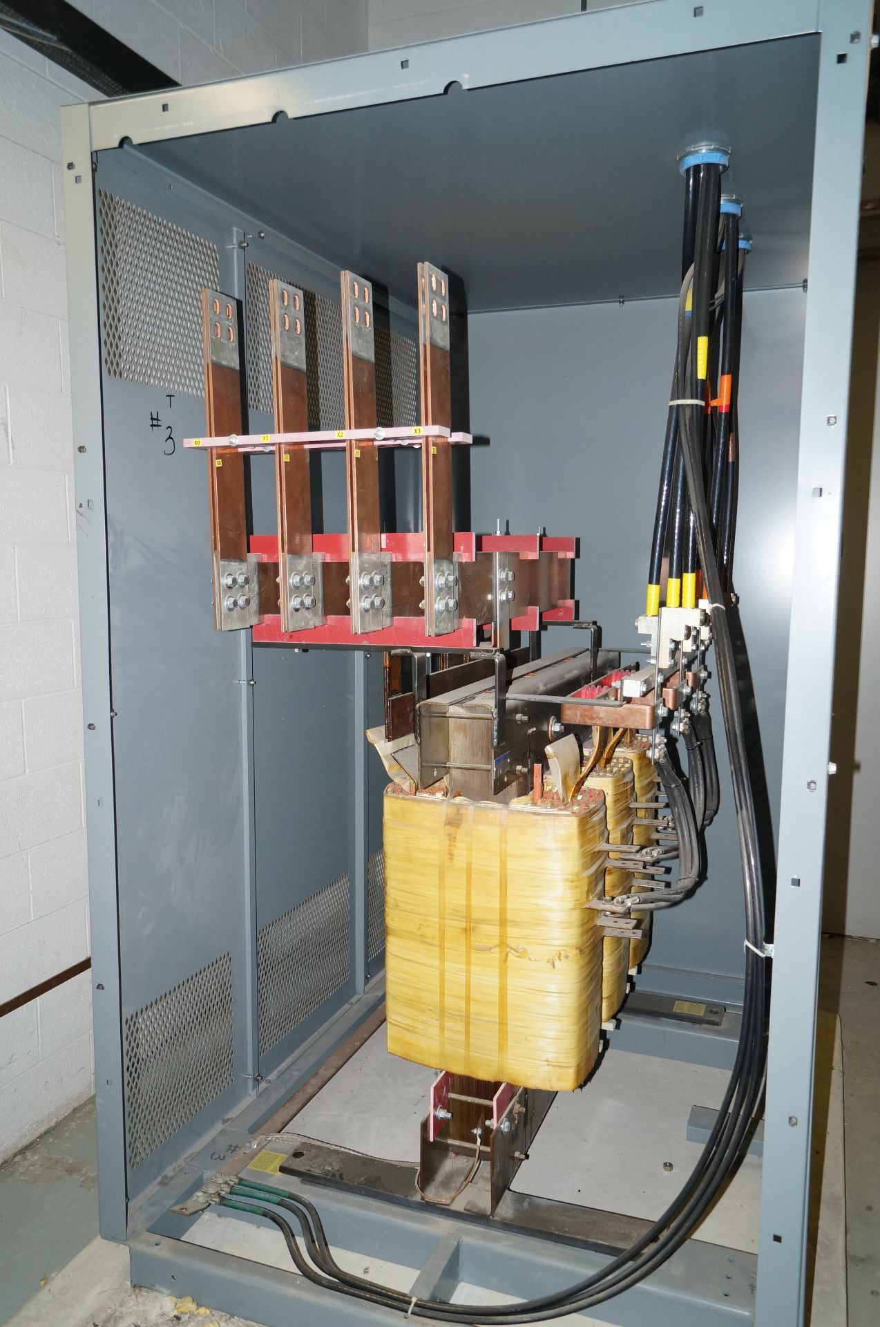750 KVA SQUARE D SORGEL, 3 PHASE INSULATED TRANSFORMER, CLASS AA-FFA, WT 4800LBS, HZ 60, TYPE SO, - Image 2 of 3