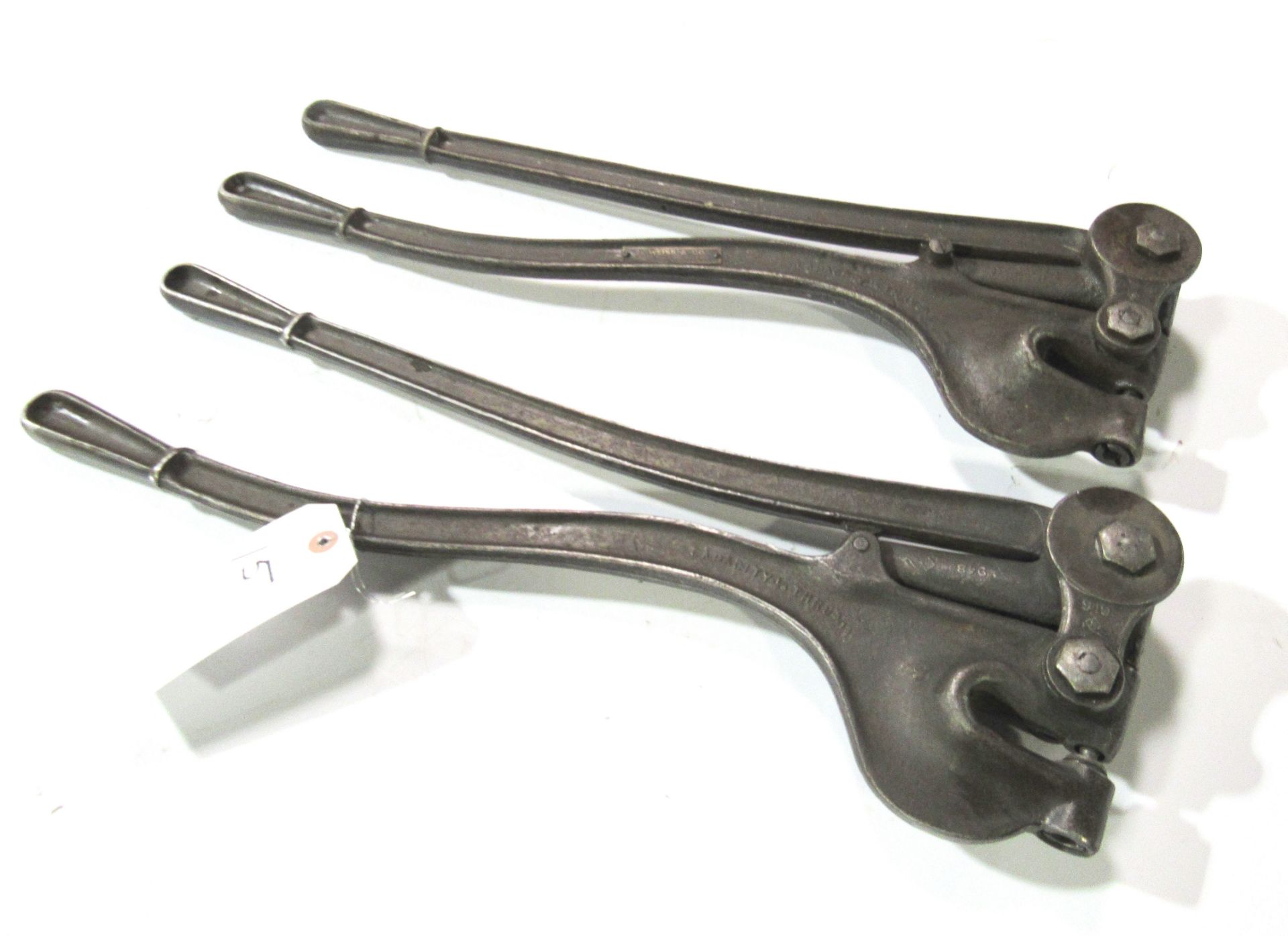 2-Roper Whitney Hand Punch