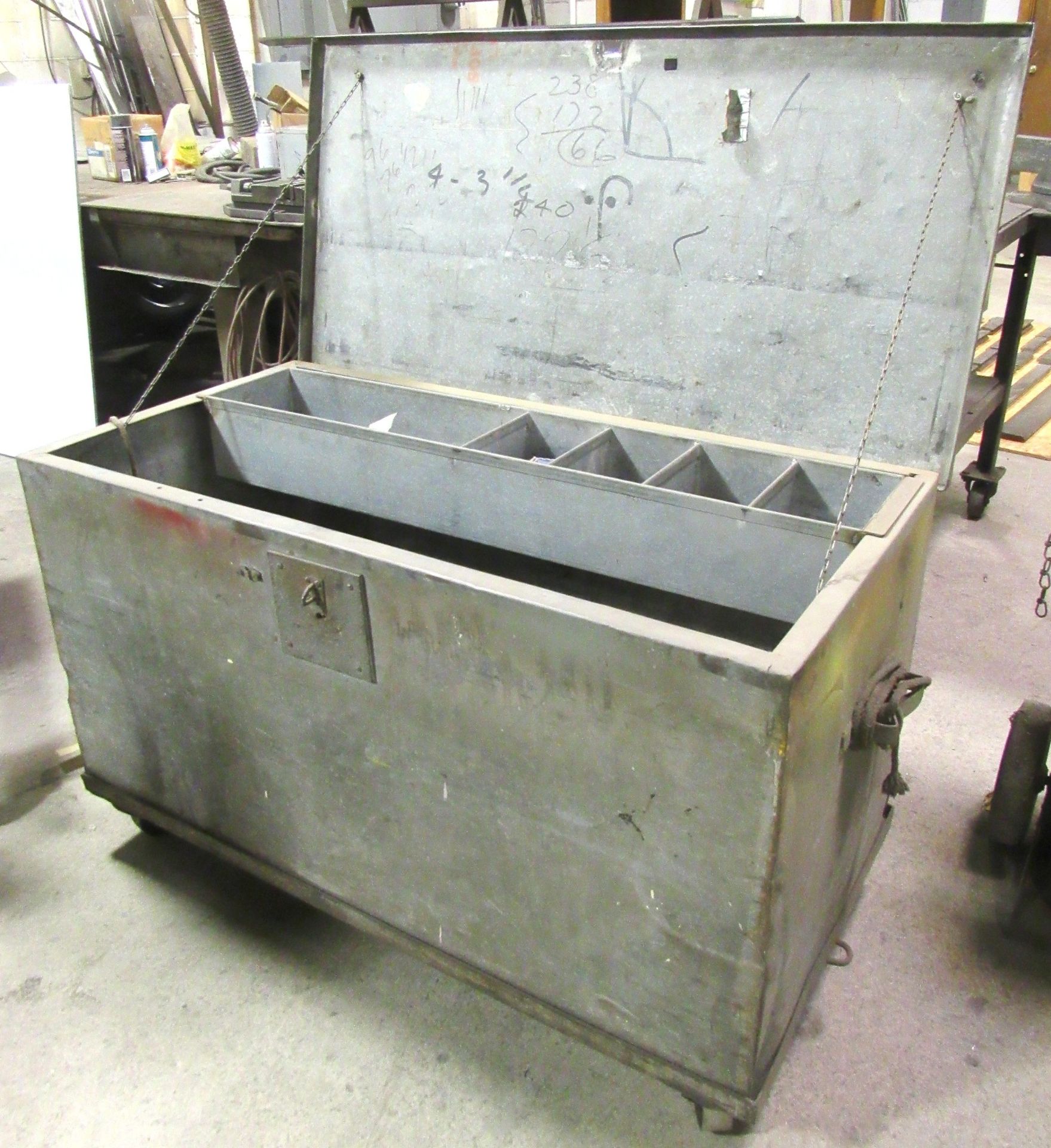 24" x 48" x 30"H Portable Tool Box - Image 2 of 2