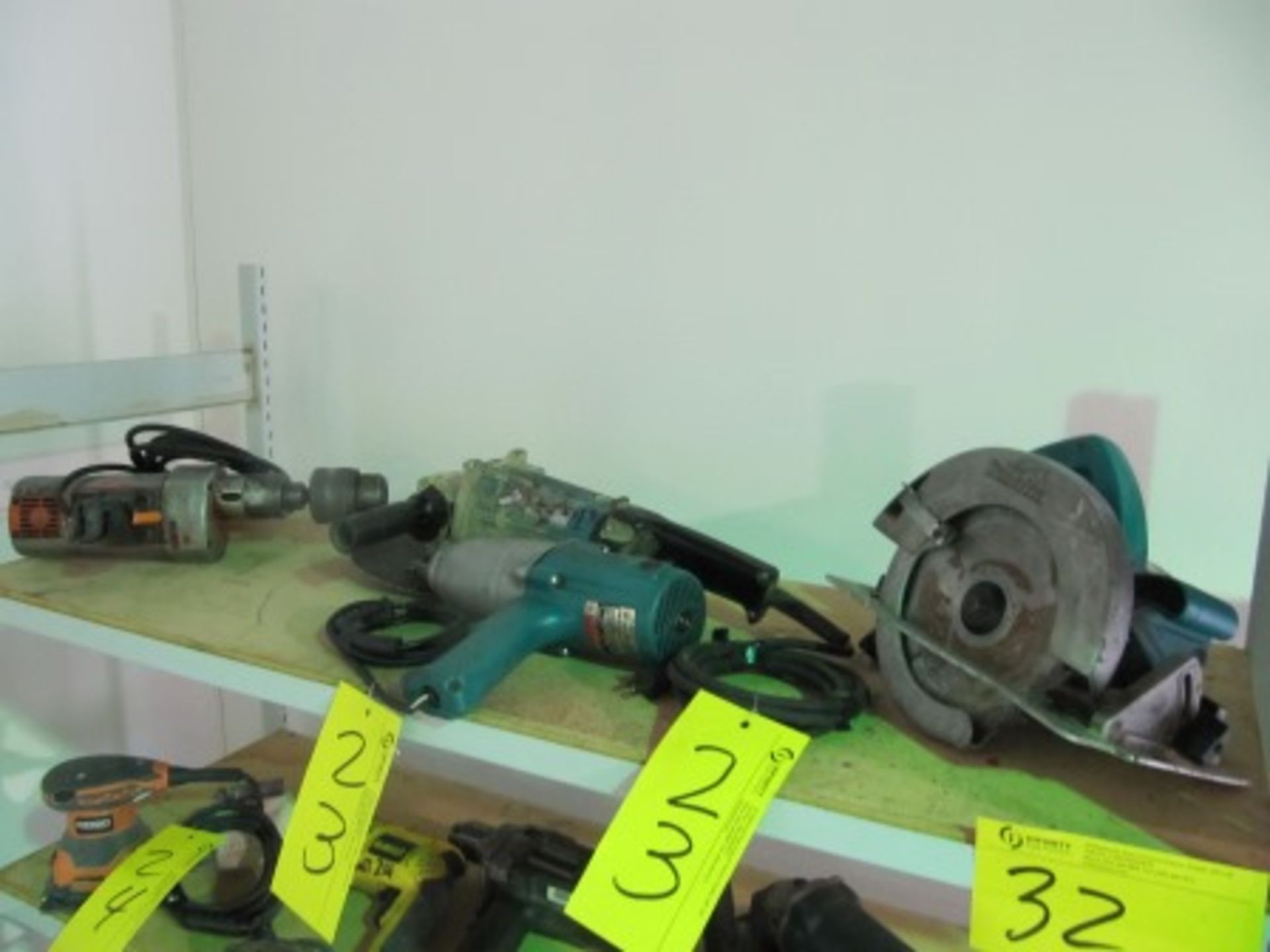 LOT 4 ASST. MAKITA 6906 GRINDER, 5007 NB 7-1/4" SKIL SAW, FEIN ABX658 3/4" APPROX. HAMMEER DRILL,