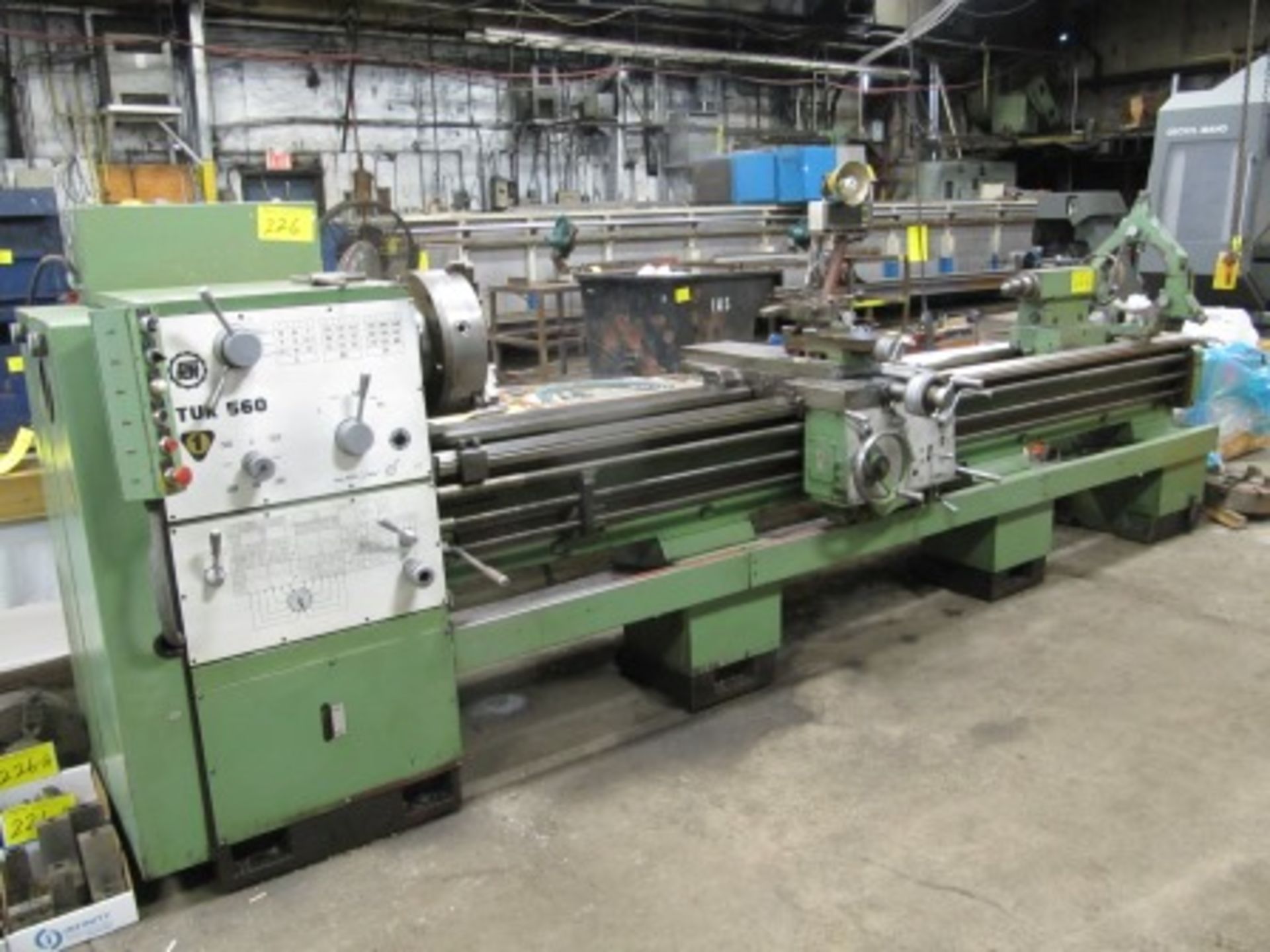 FAT TUR 560 ENGINE LATHE, 16" 3-JAW CHUCK, 22" SWING, 141" BED W/MITUTOYO 2-AXIS DRO S/N: 48409