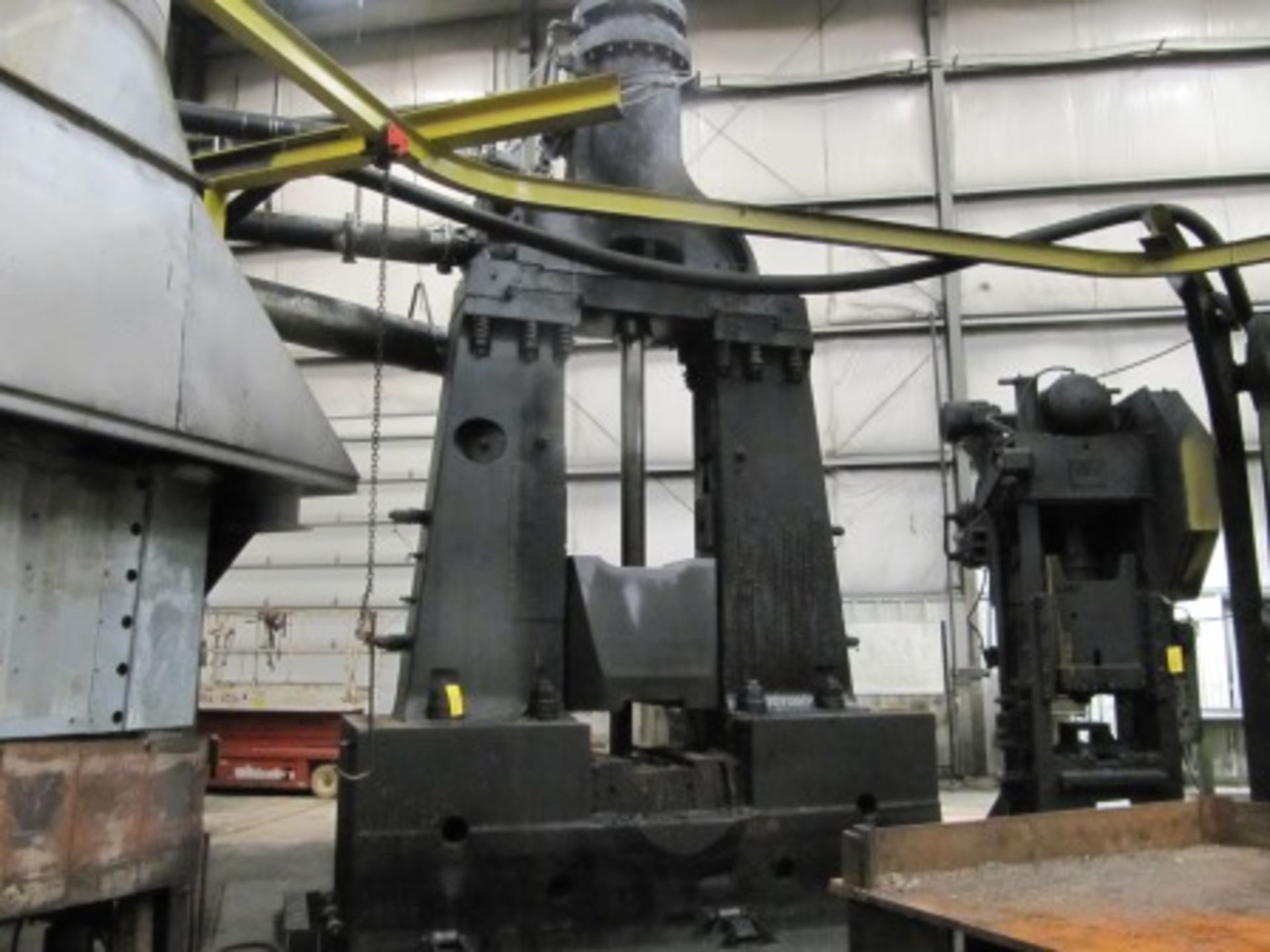 CHAMBERSBURG 120-35 650-TON FORGING HAMMER, 20"X52" BED APPROX. (BLDG. 2) - Image 2 of 4