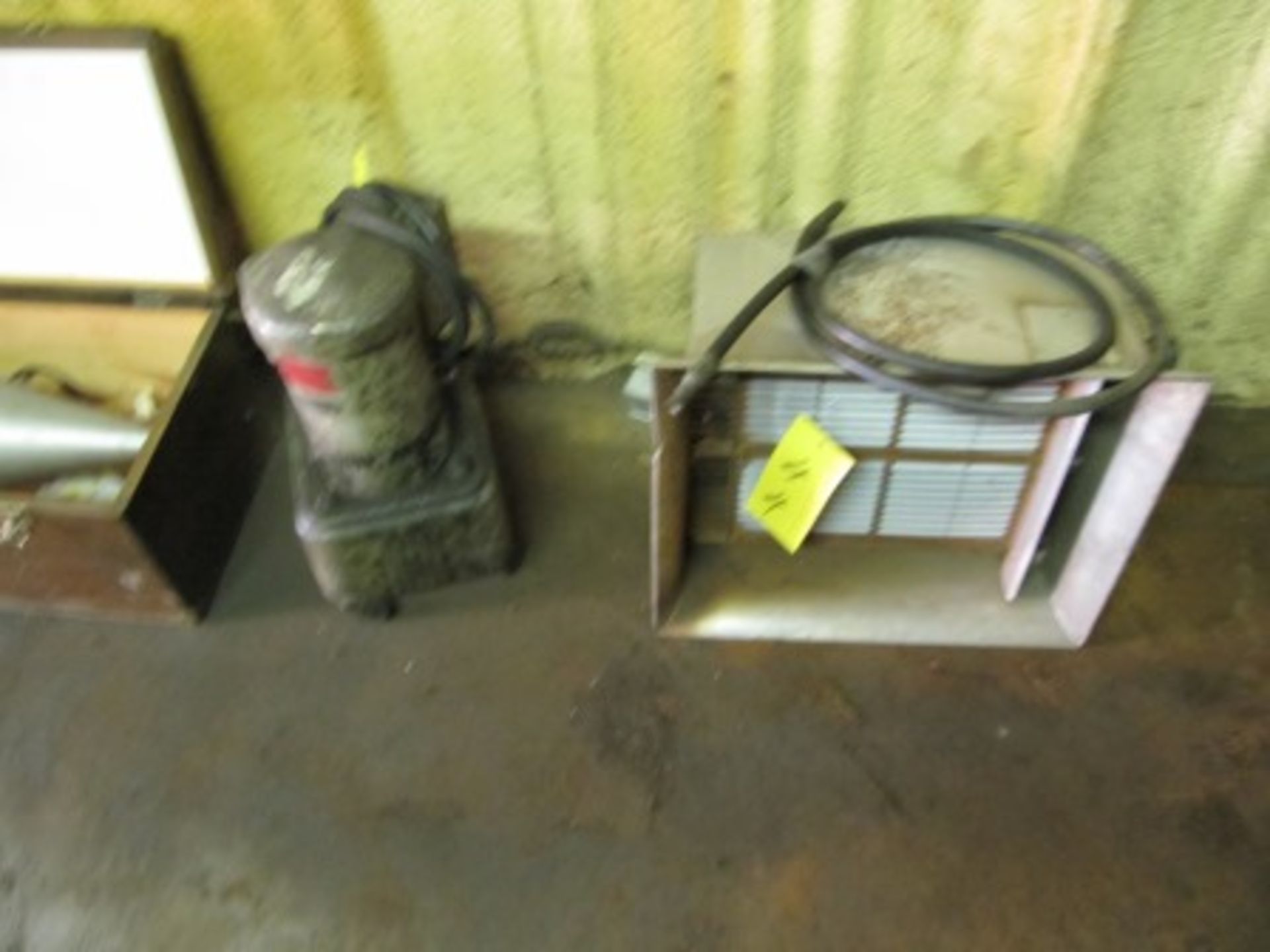 LOT ASST. RE-VERBER-RAY NATURAL GAS RADIANT HEATER, HYDRAULIC PUMP