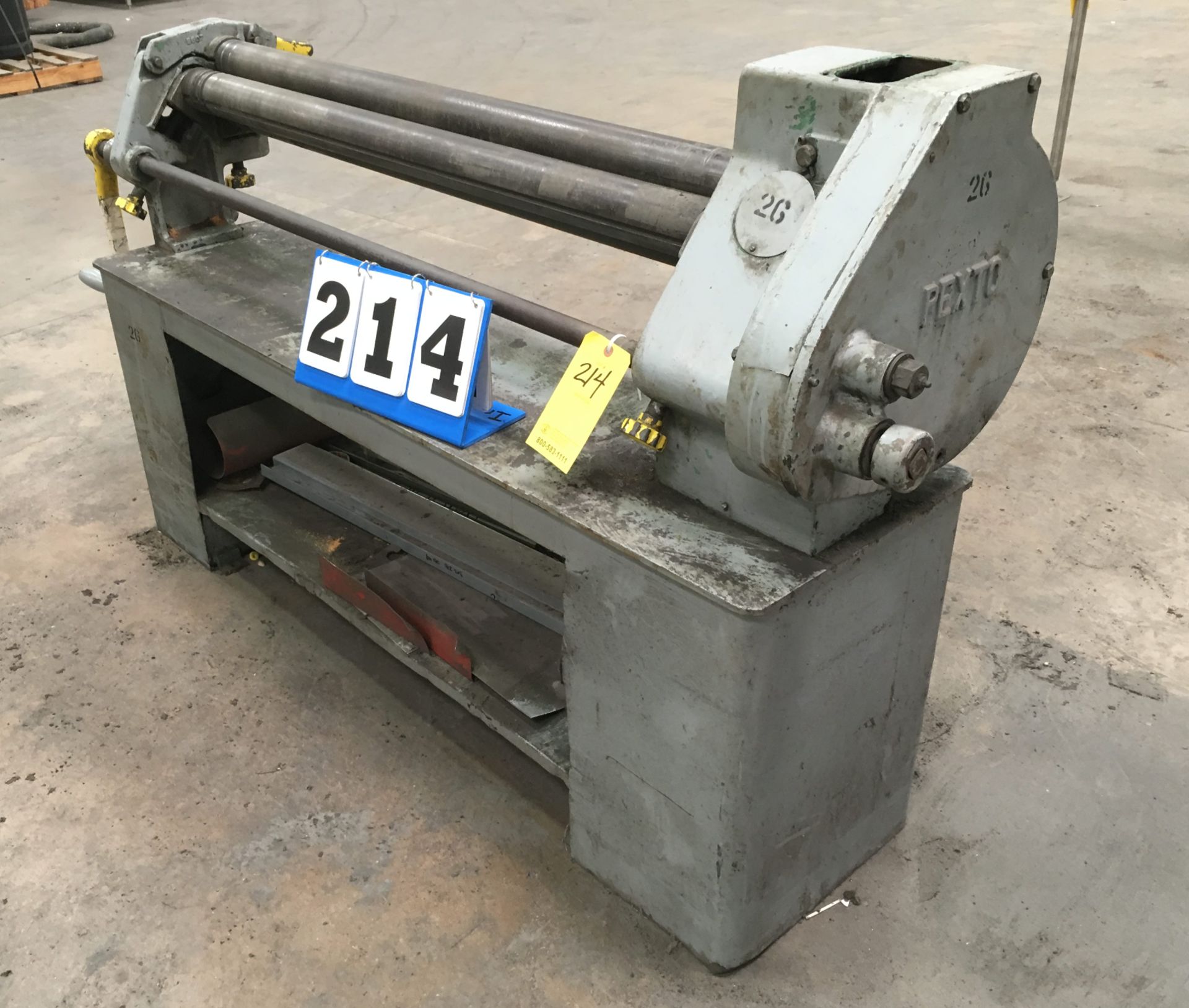 Pexto Plate Roll Mdl: 418-E Serial: 3/68 Capacity: 16-18 Soft Steel