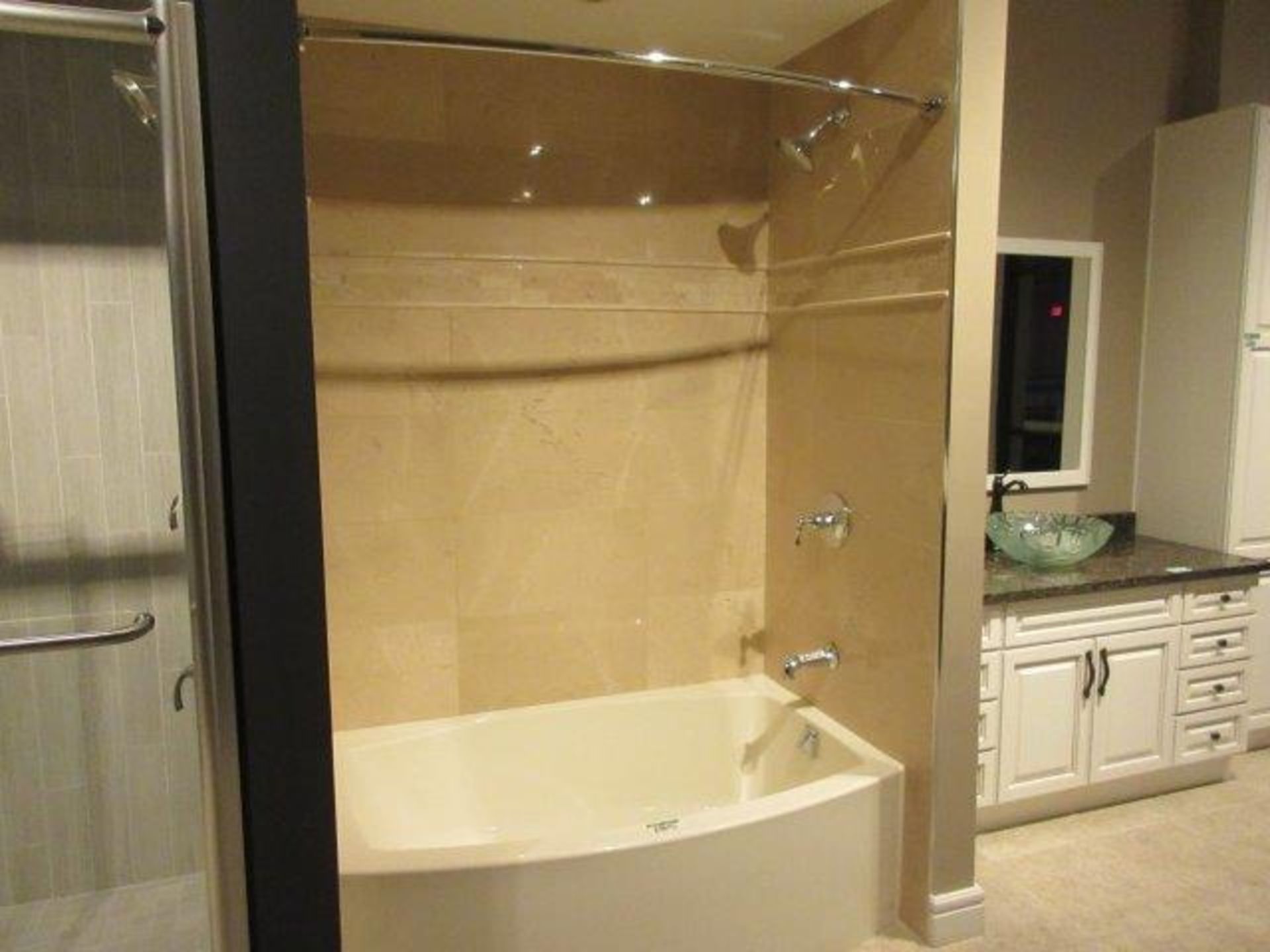 BATHTUB DISPLAY. KOHLER BOW  TUB 57 1/2IN L X 35 3/4IN W WITH SHOWER HEAD, TAP, FAUCET, SHOWER