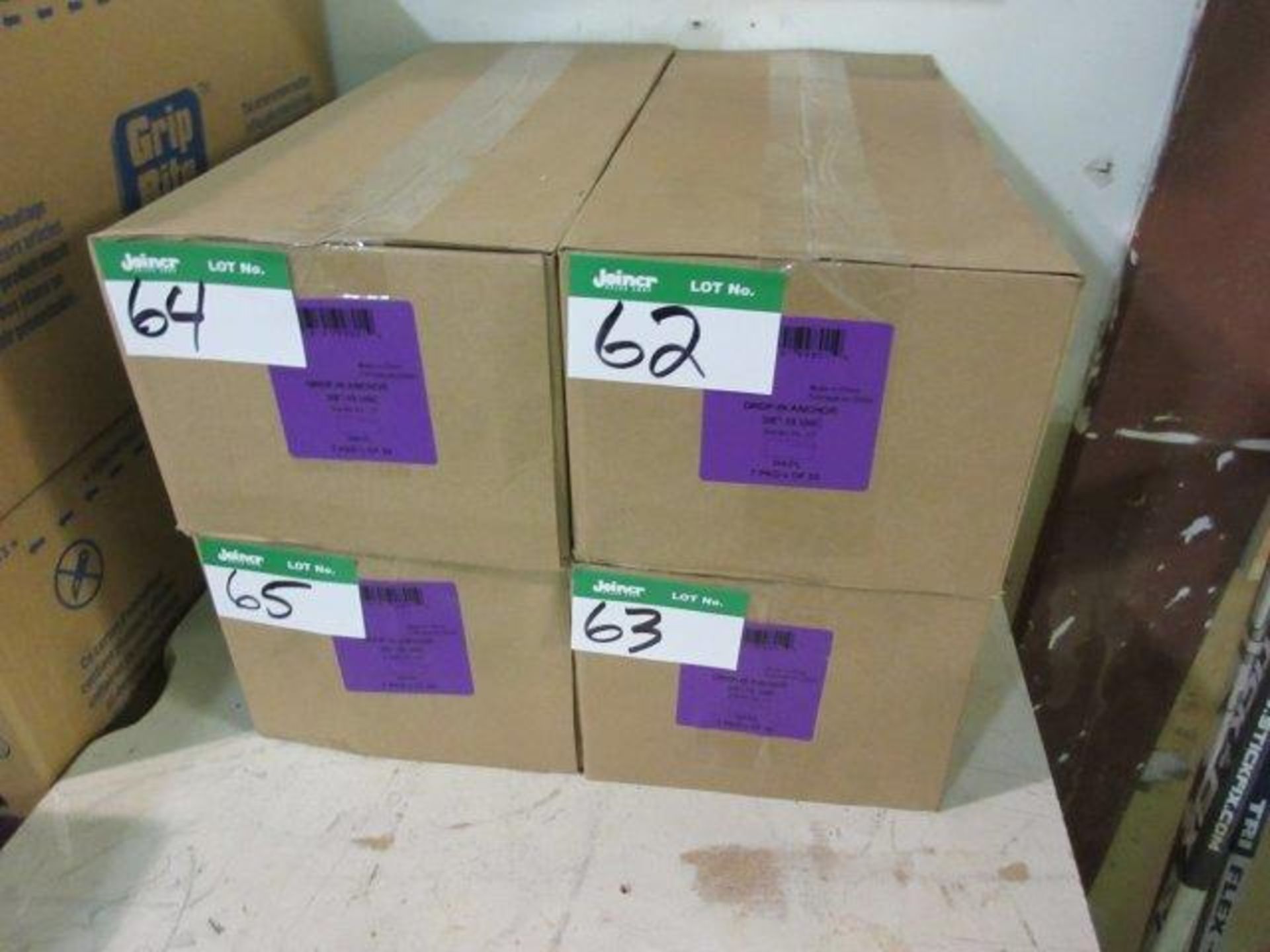 BOX OF DROP IN ANCHORS 3/8IN