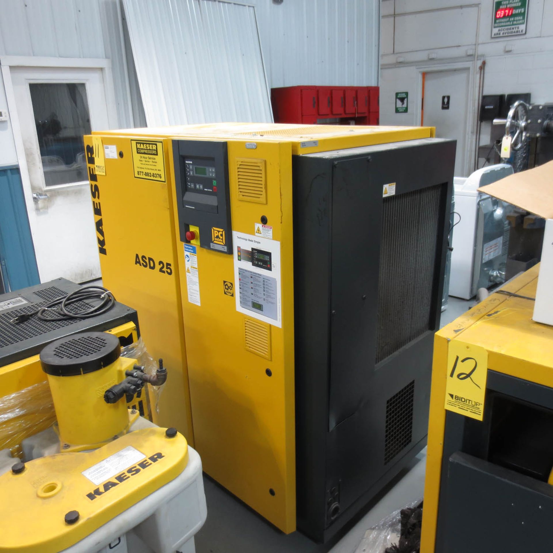 KAESER MDL. ASD 25 AIR COMPRESSOR, 125 PSIG, 115 CFM, 3 PH, 25 HP, 230/460 V, S/N:1100 (2004)