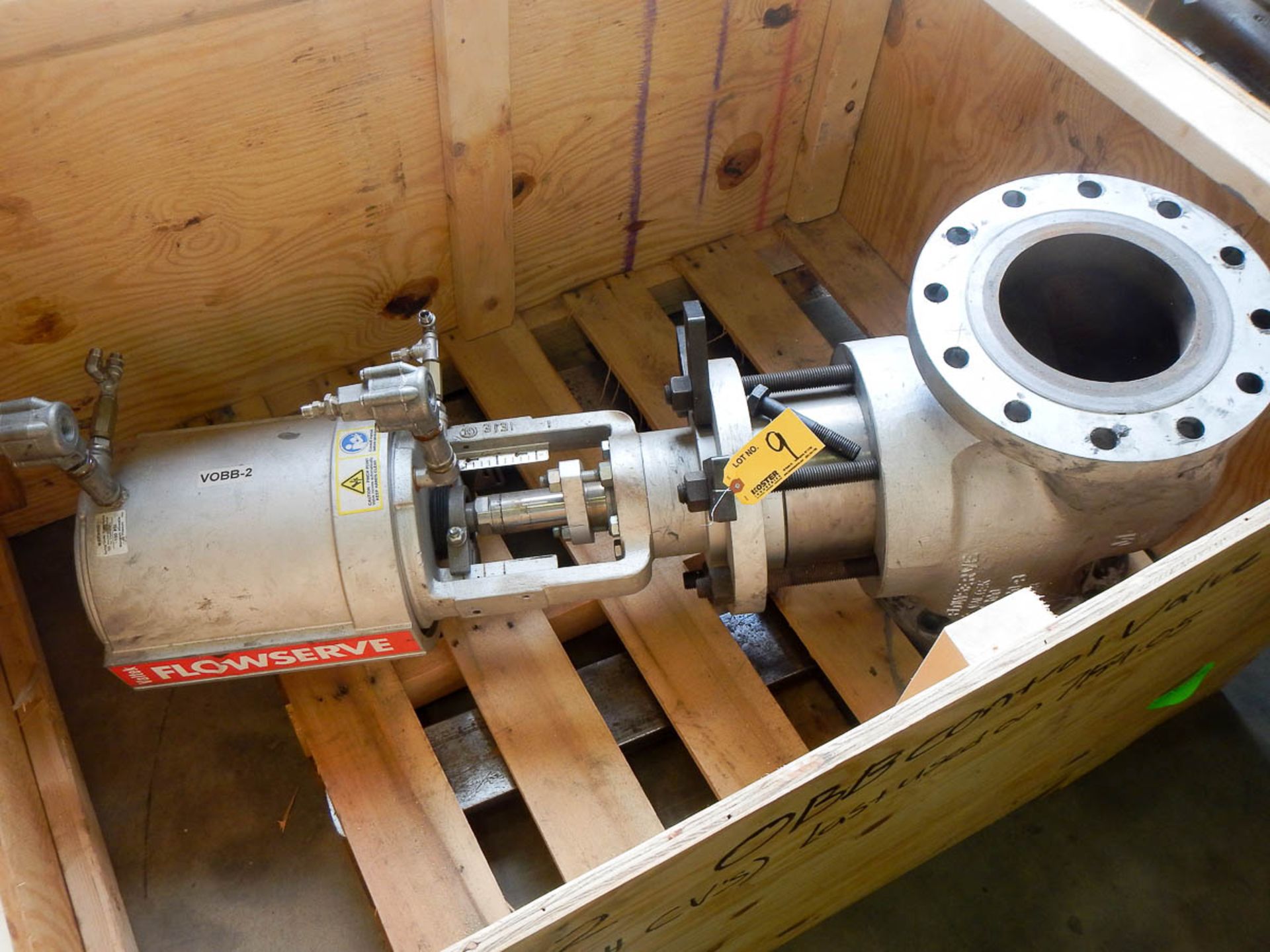 Valtek Flowserve Pneumatic Gate Valve 7.5", A/N: N/A