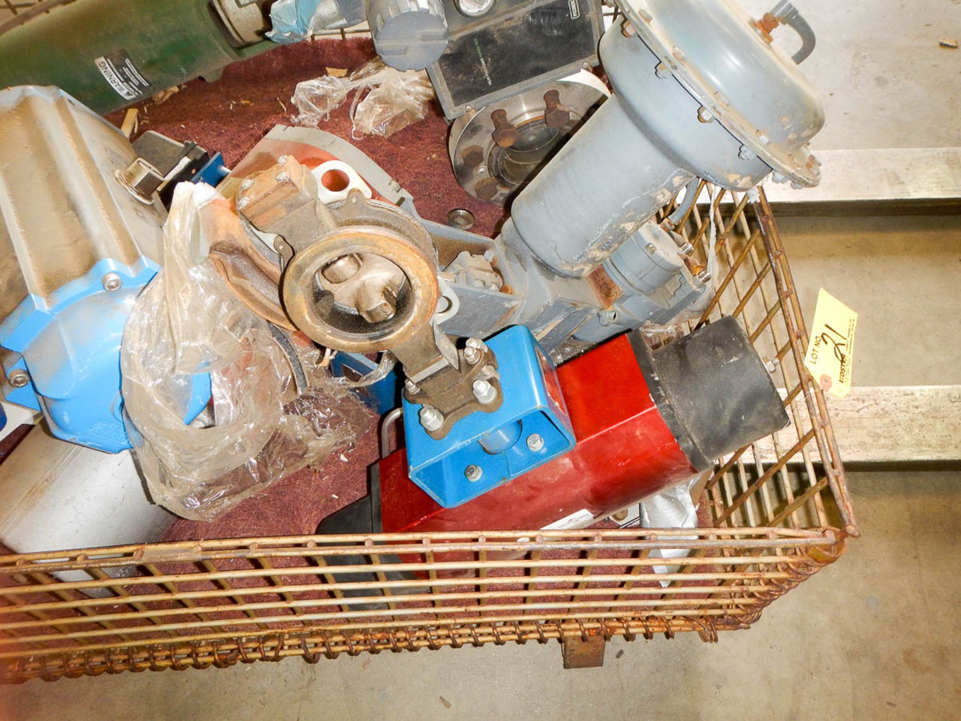 Lot Consisting of: Fisher Control V-Ball 4" Pneumatic Valve, 4" Pnuematic Gate Valve, Remote Control - Image 5 of 7