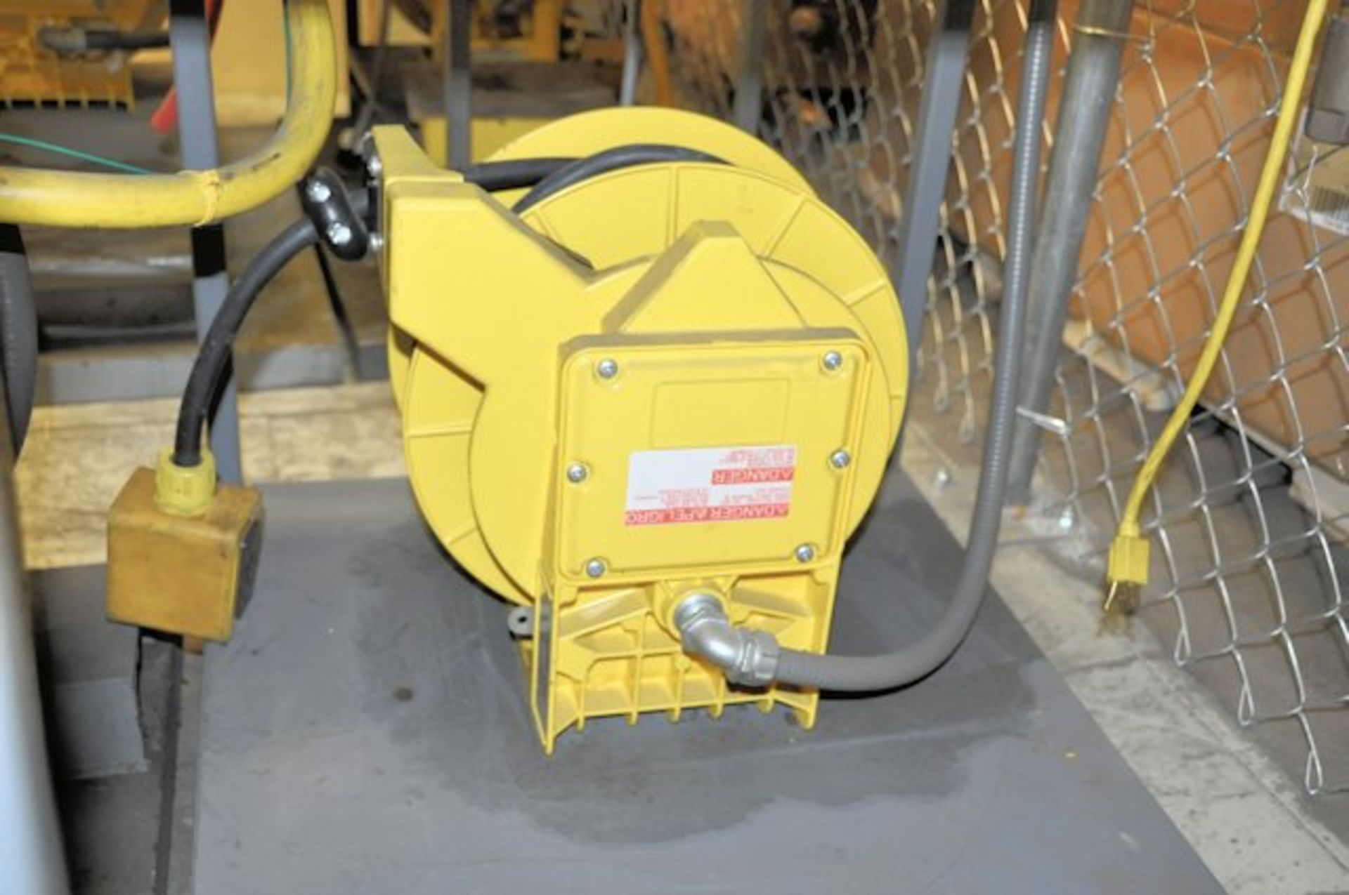 LOT OF AERO-MOTIVE INDUSTRIAL RETRACTABLE REELS CONSISTING OF: [1] AIR HOSE REEL, [2] EXTENSION CORD - Image 3 of 3