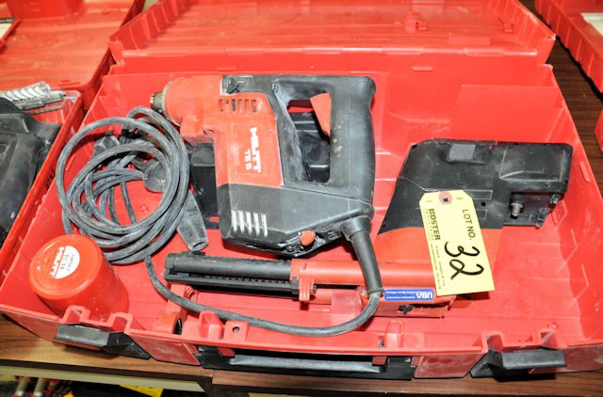 HILTI MODEL TE 5 HAMMER DRILL WITH CASE