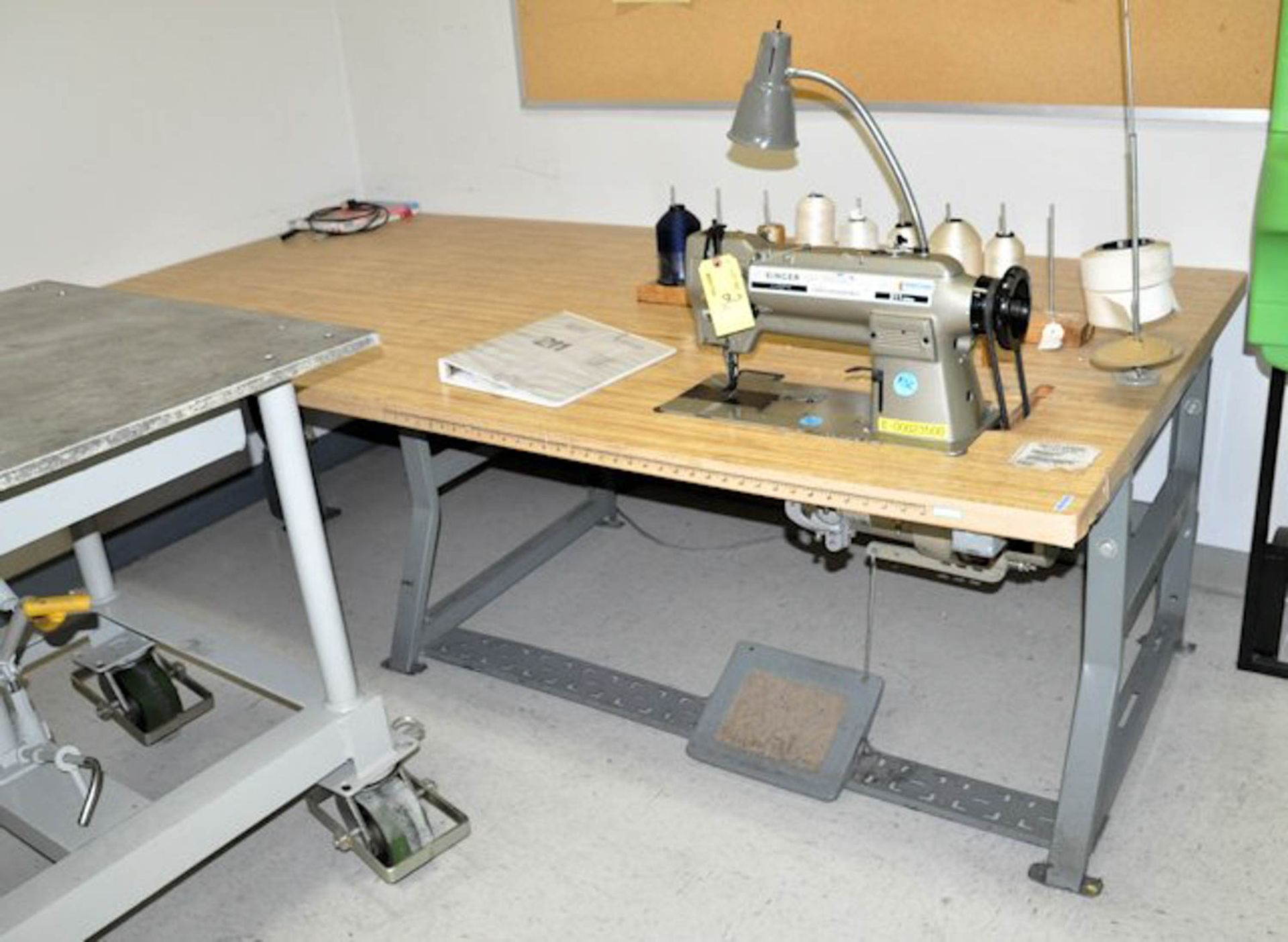 SINGER MODEL 211 SEWING MACHINE, S/N U834411107 WITH 96'' X 48'' TABLE - Image 2 of 2