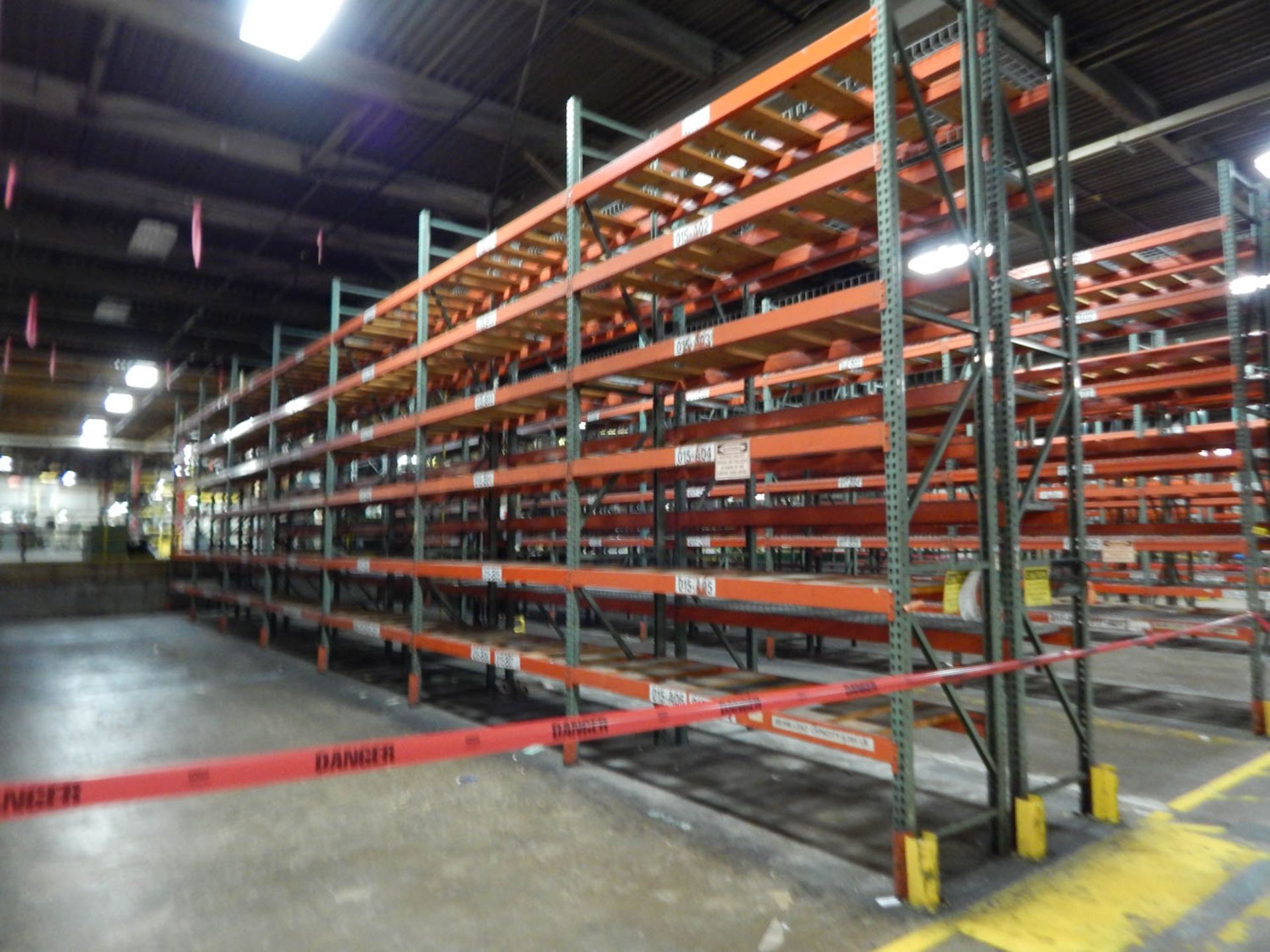 [28] SECTIONS 200'' X 9' X 34'' PALLET RACKING - Image 2 of 2