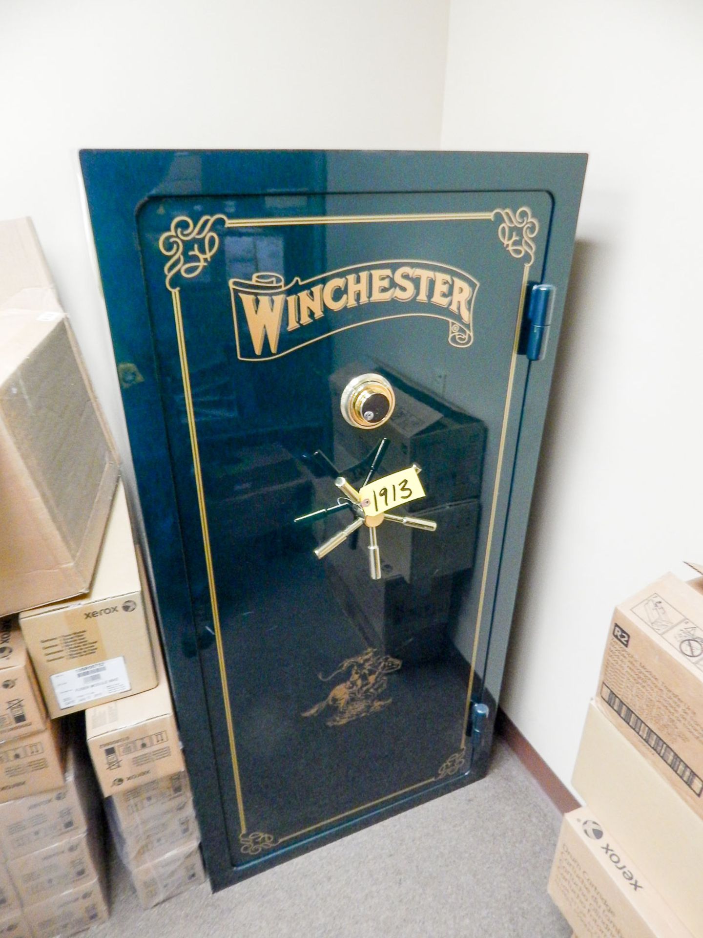 WINCHESTER GUN SAFE