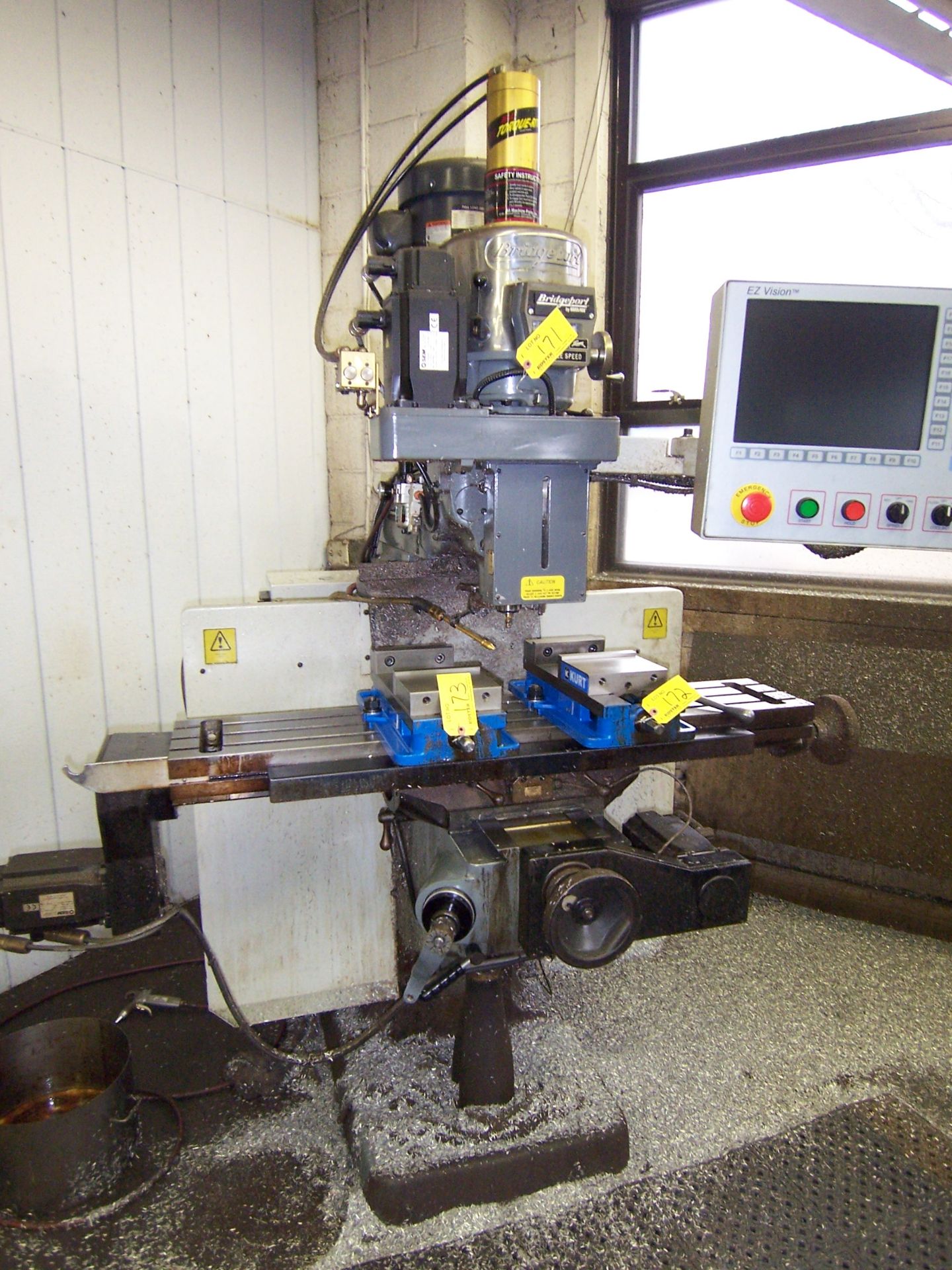 BRIDGEPORT SERIES I 2HP VARI-SPEED VERTICAL MILLING MACHINE, WITH BRIDGEPORT / HARDINGE EZ VISION