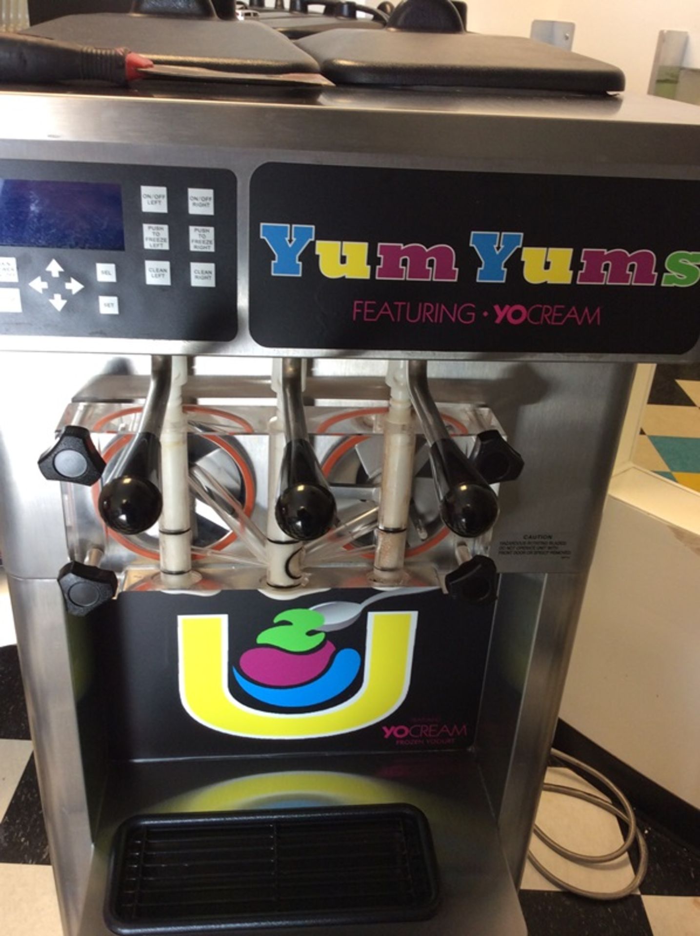 Frozen Yogurt Machine - Image 3 of 5