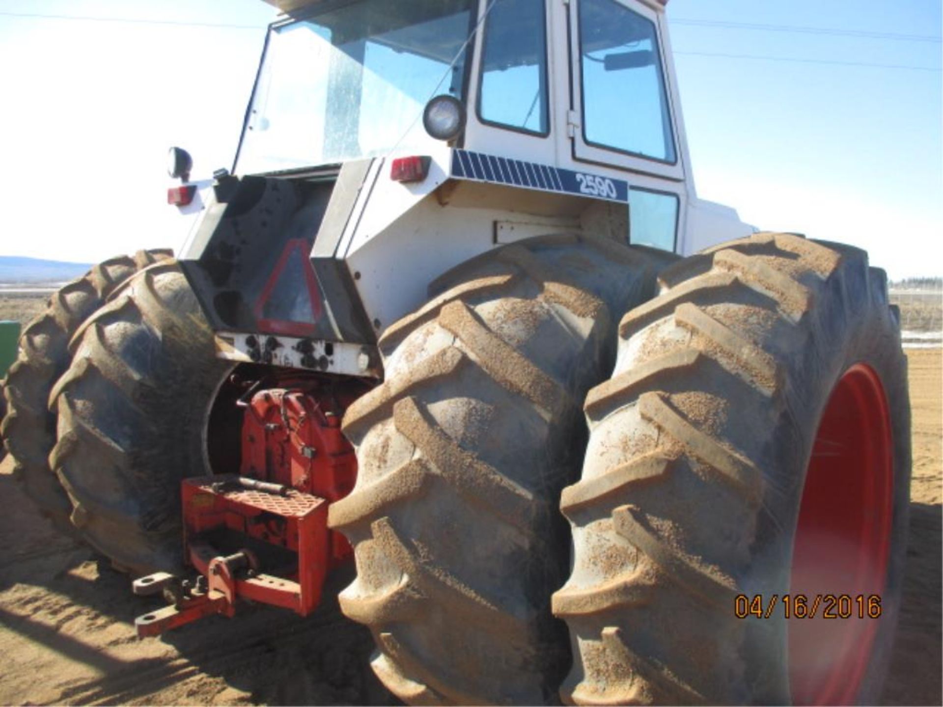 2590 Case 2wd Tractor - Image 3 of 8