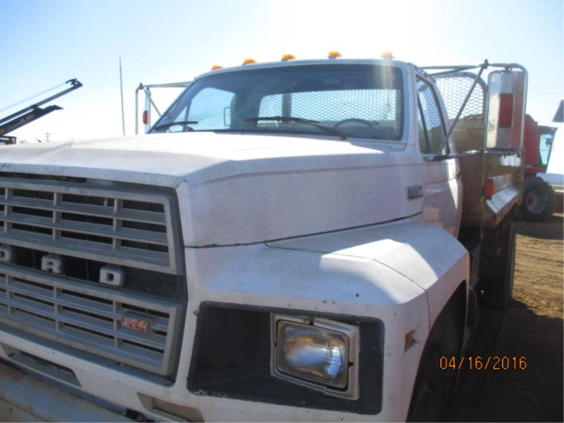 1981 Ford S/A Gravel Truck