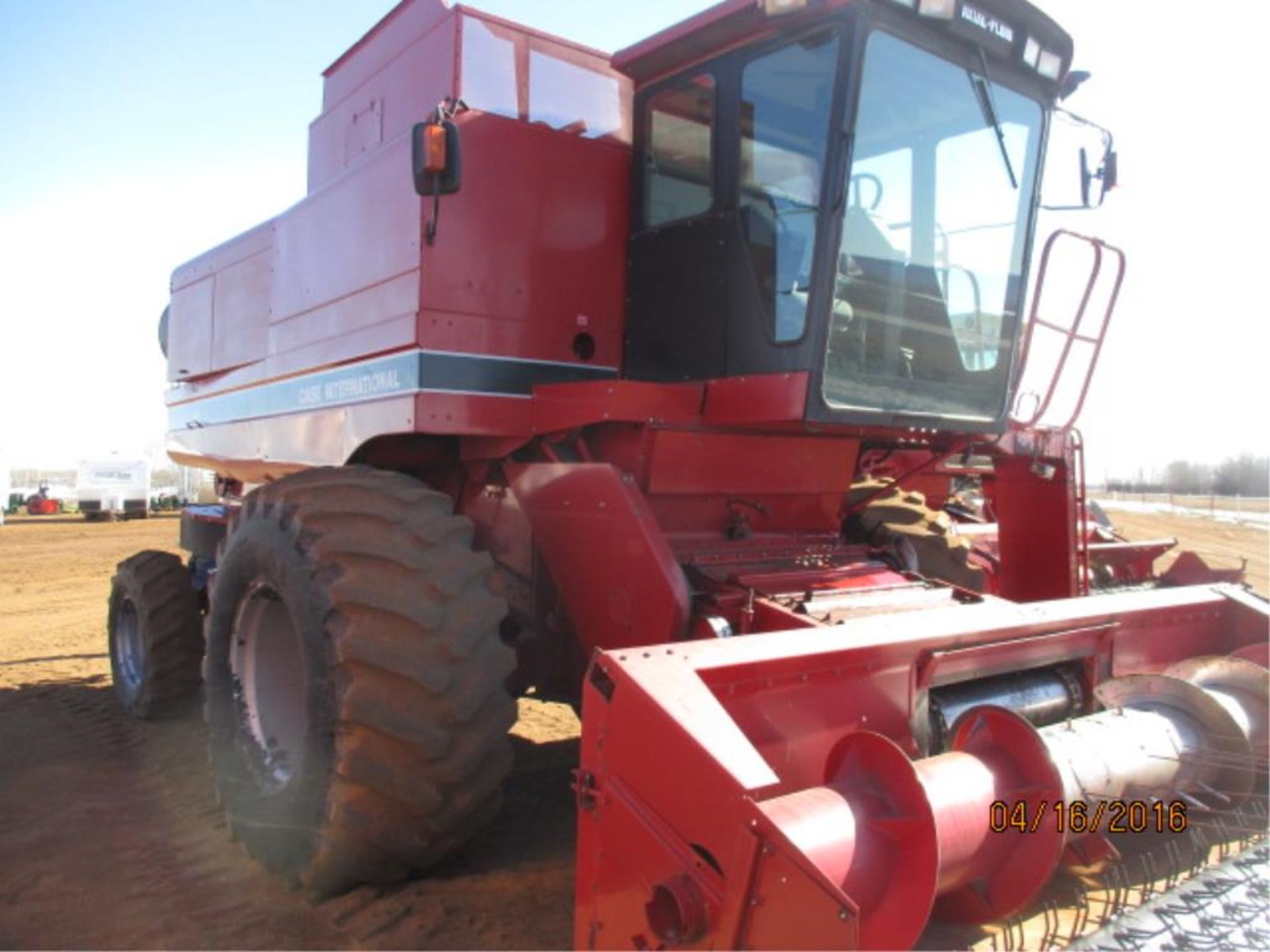 1994 1688 Case IH Axial Flow Combine - Image 2 of 6