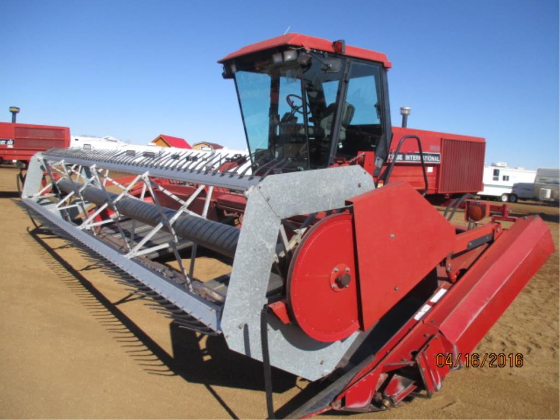 21FT 8820 Case IH Swather