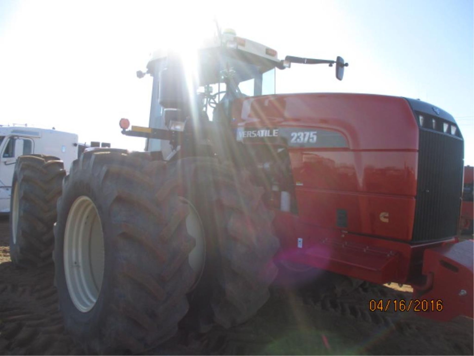 2013 2375 Versatile 4WD Tractor - Image 2 of 8