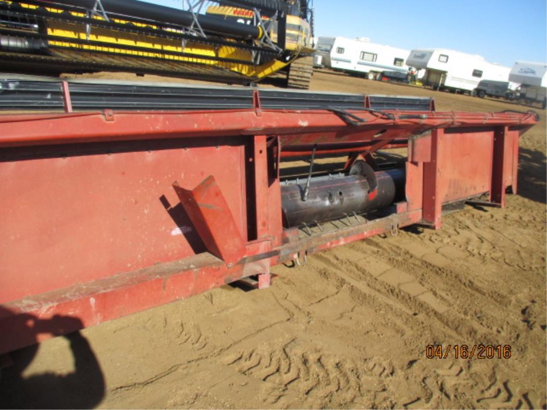 810 IH 20FT STR Cut Header - Image 2 of 3