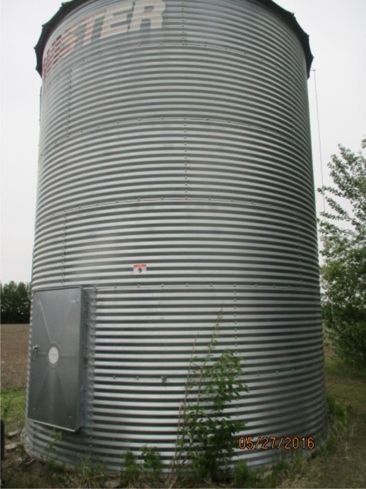 Twister 2400 bushel, Flat bottom