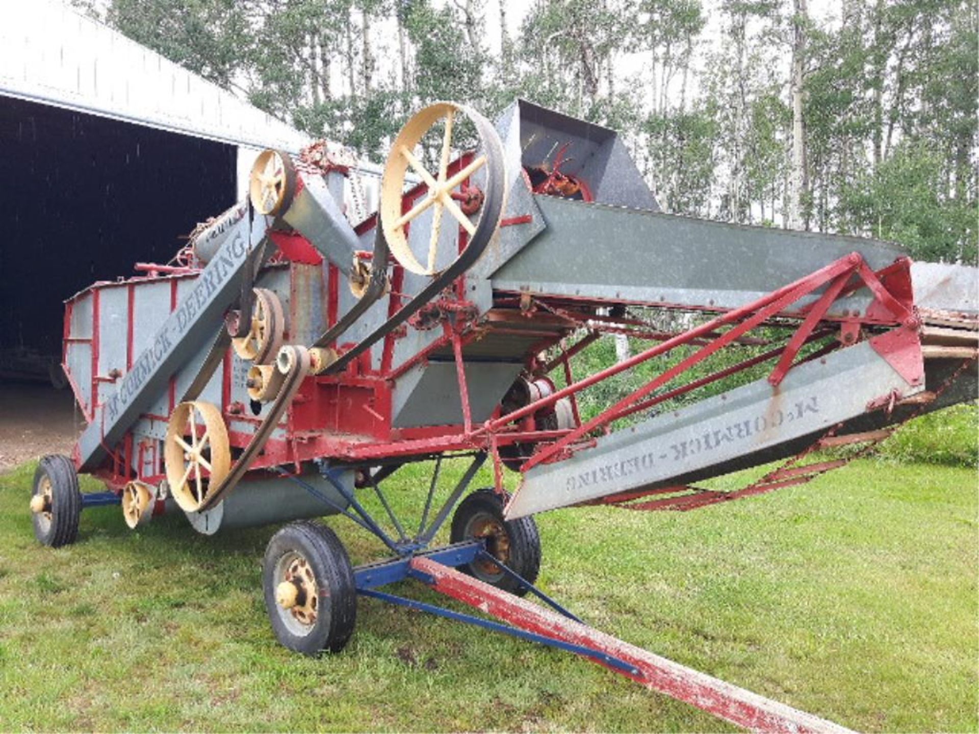 McCormick Deering Threshing Machine - Image 2 of 4