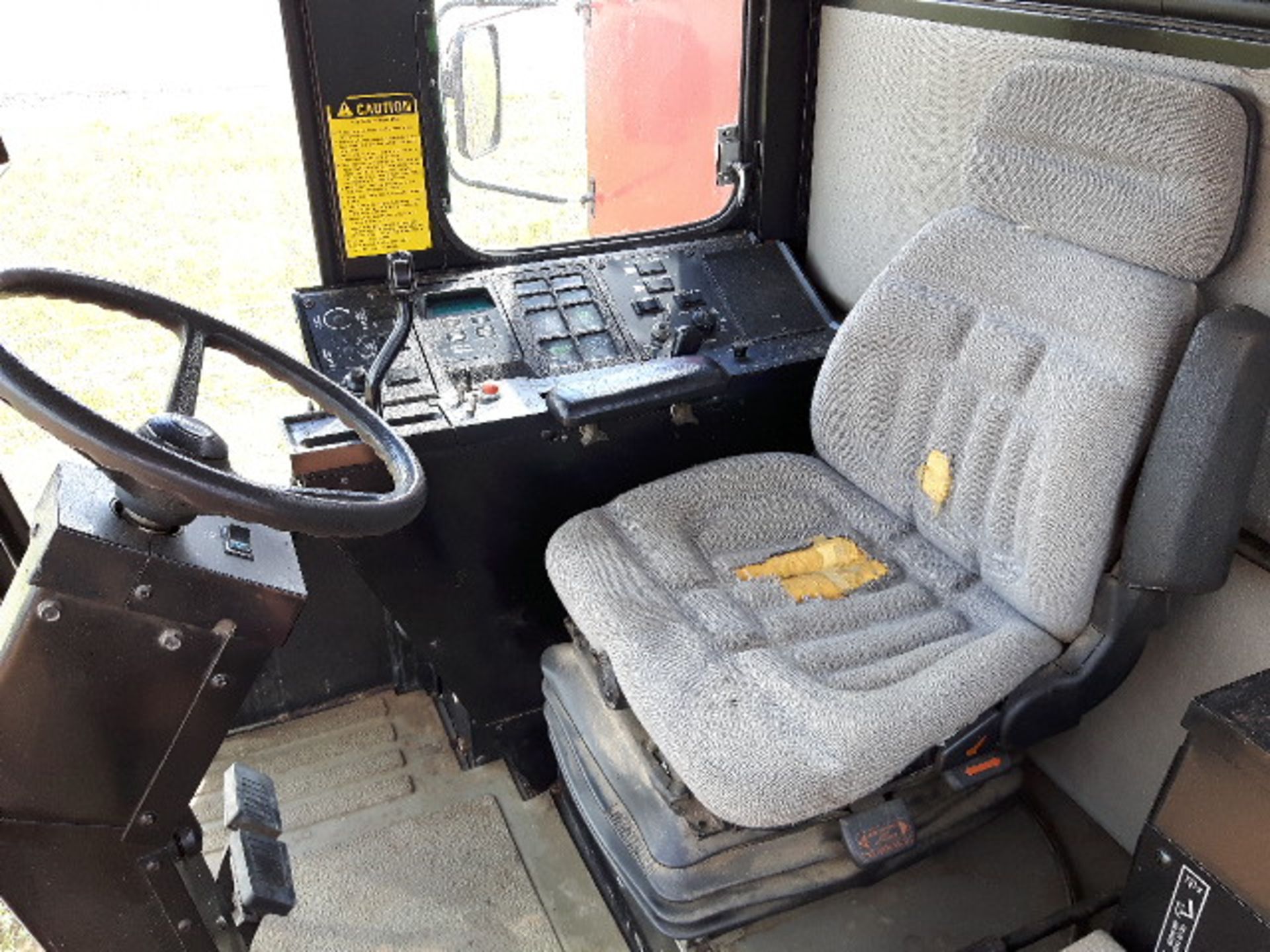 1660 Case IH Axial Flow Combine - Image 14 of 20