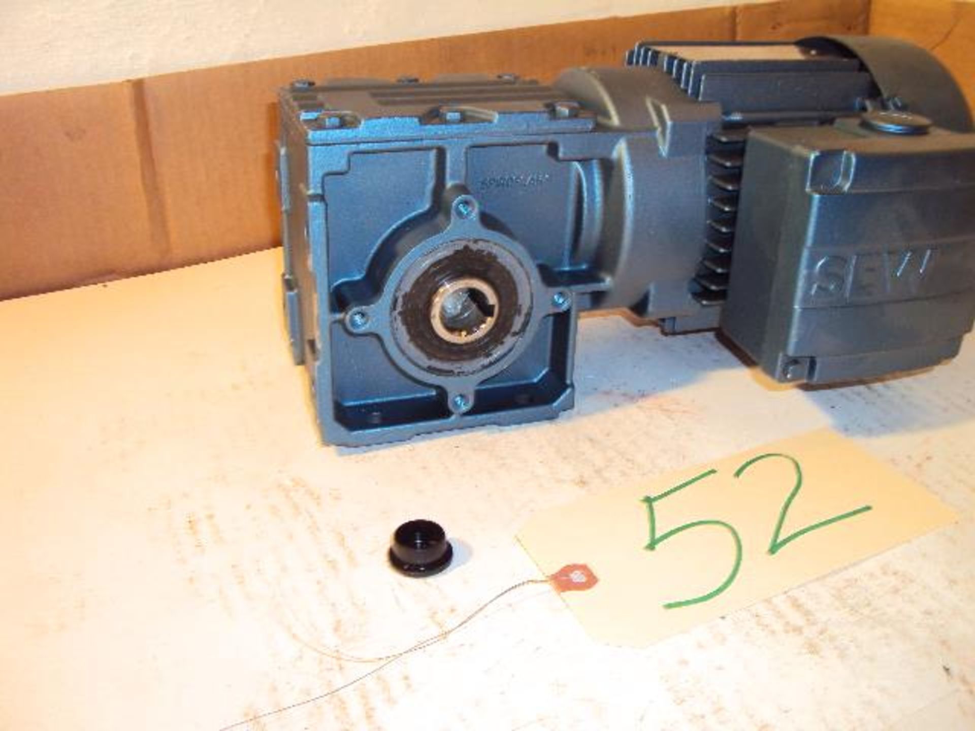 SEW -Usocome WA30DT71D4/ISU Hollow Shaft Right Angle Gearbox Speed Reducer 230/460V 3 Phase 1700 RPM - Image 2 of 3