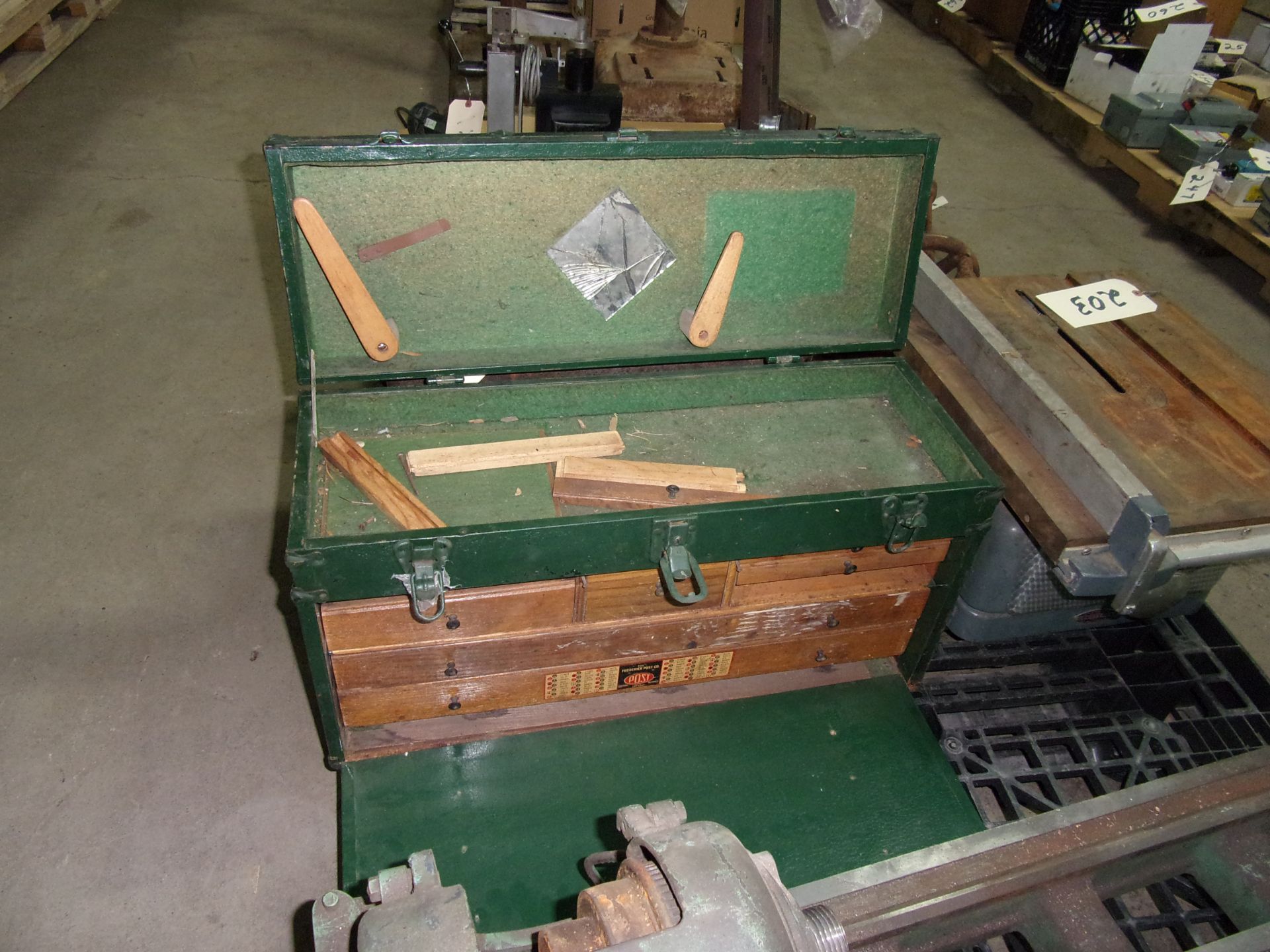 (2) EMPTY, VINTAGE MACHINIST TOOL BOXES - Bild 3 aus 3