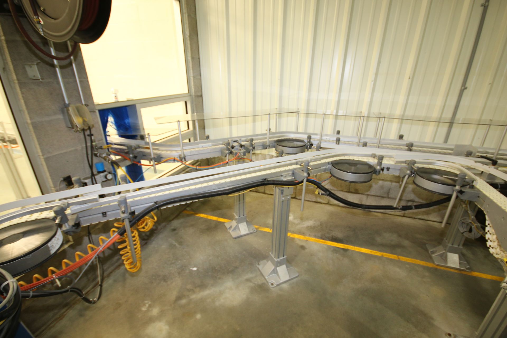 Aprox. 170 ft. L Flow Link Aluminum Constructed Product Conveyor System with 3-1/4" W Intralux - Bild 8 aus 12