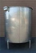 1000 gallon stainless steel liquid storage and mixing tank with bottom center discharge.***CPPS***