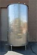 2000 gallon stainless steel liquid storage and mixing tank with bottom center discharge.***CPPS***