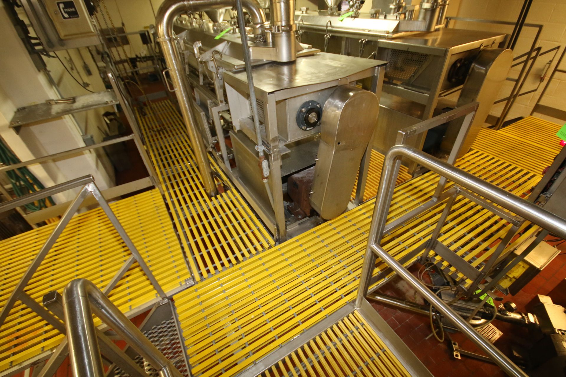 S/S Operators Platform  Configurated Around Cookers and Blender System with (3) Stairs, Plastic - Image 3 of 5