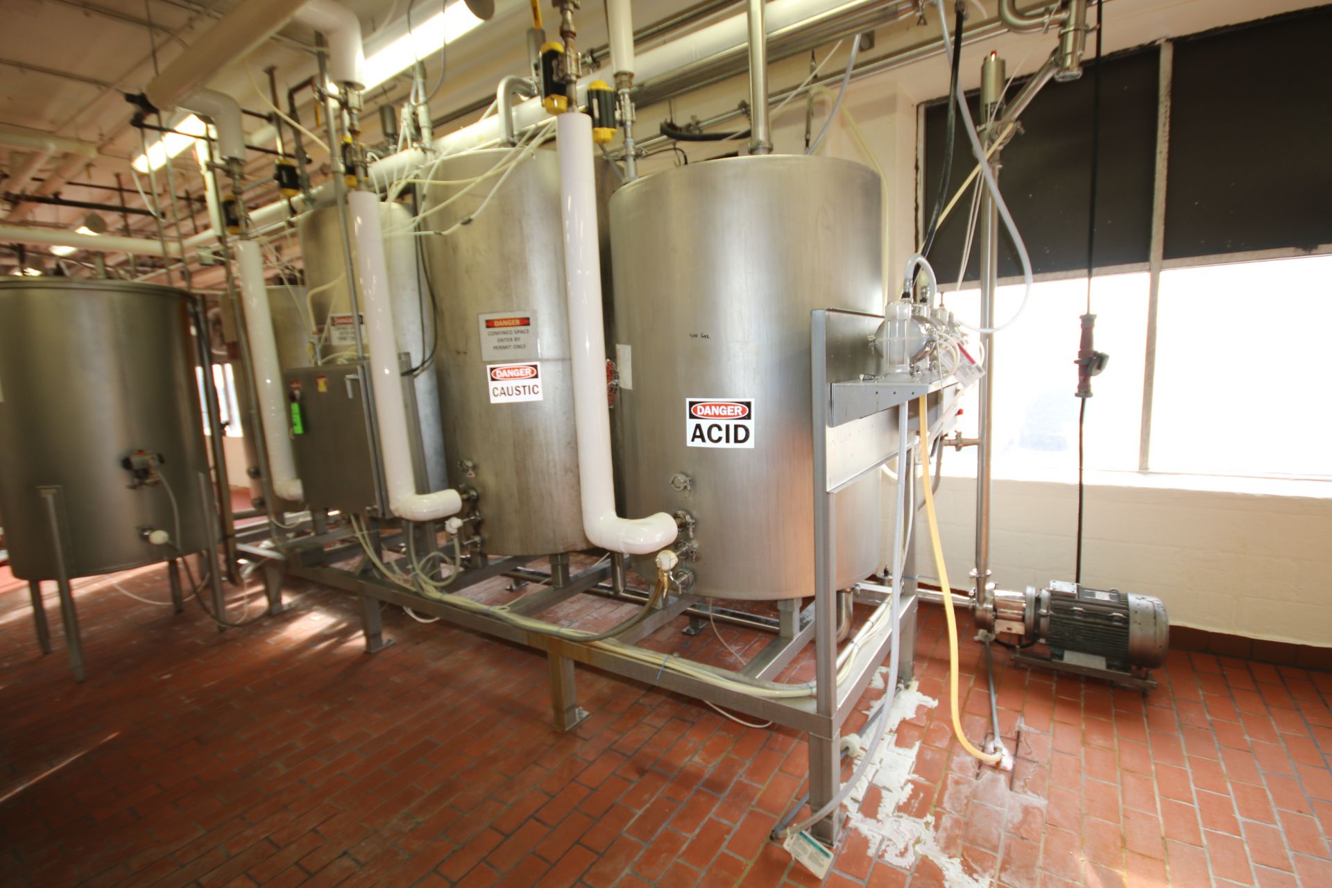 4-Tank Skid-Mounted S/S CIP System with (2) Aprox. 400 Gal. (Aprox. 62" H x 44" W) S/S Tanks and (2)