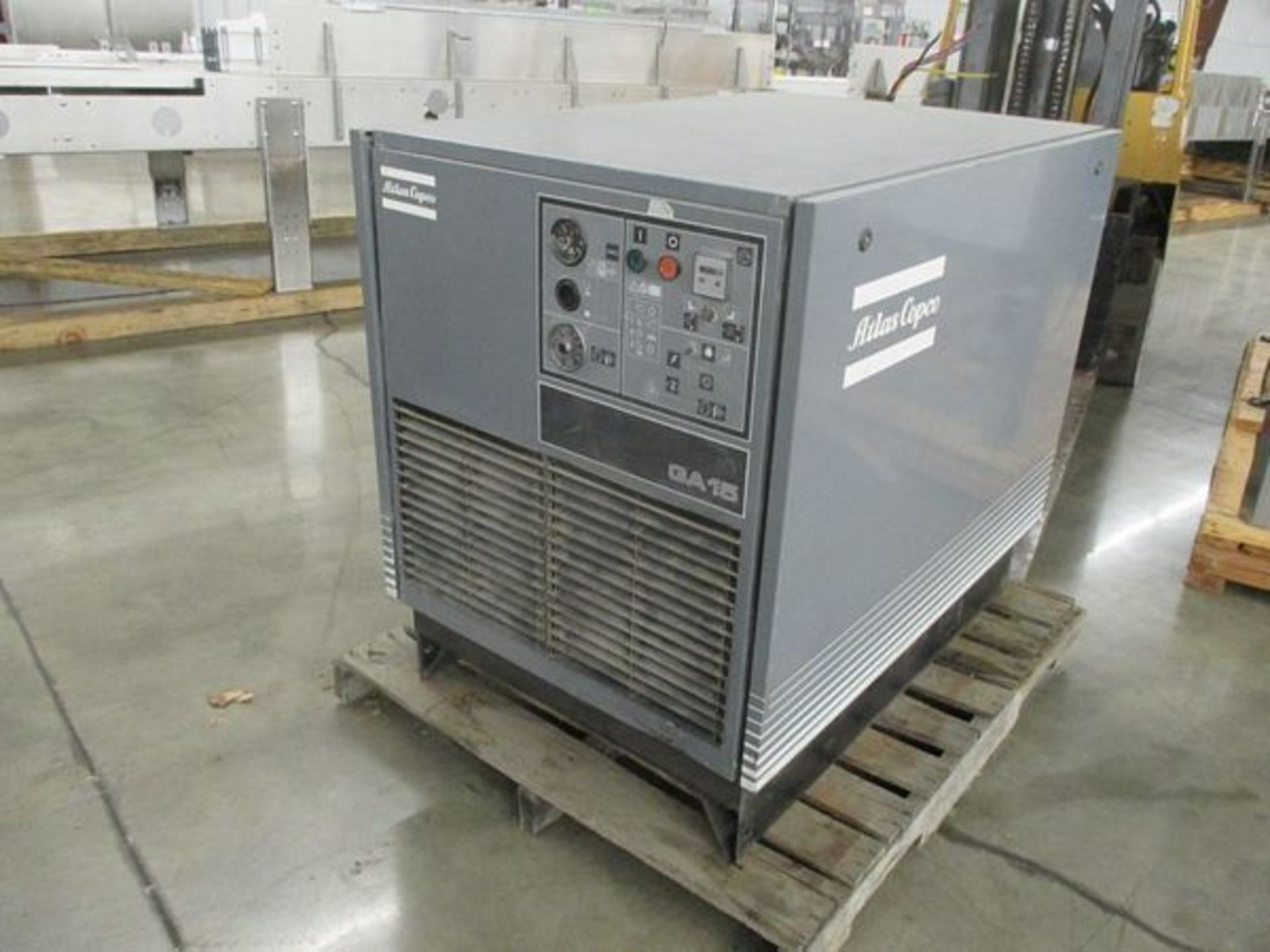 Atlas Copco Air Compressor 20HP - Image 4 of 4