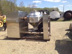 Gemco 10 Ft3 Double Cone Vacuum Dryer. 316L Stainless Steel. Rated 150 #/Cu.Ft.. Rated Full Vacuum @