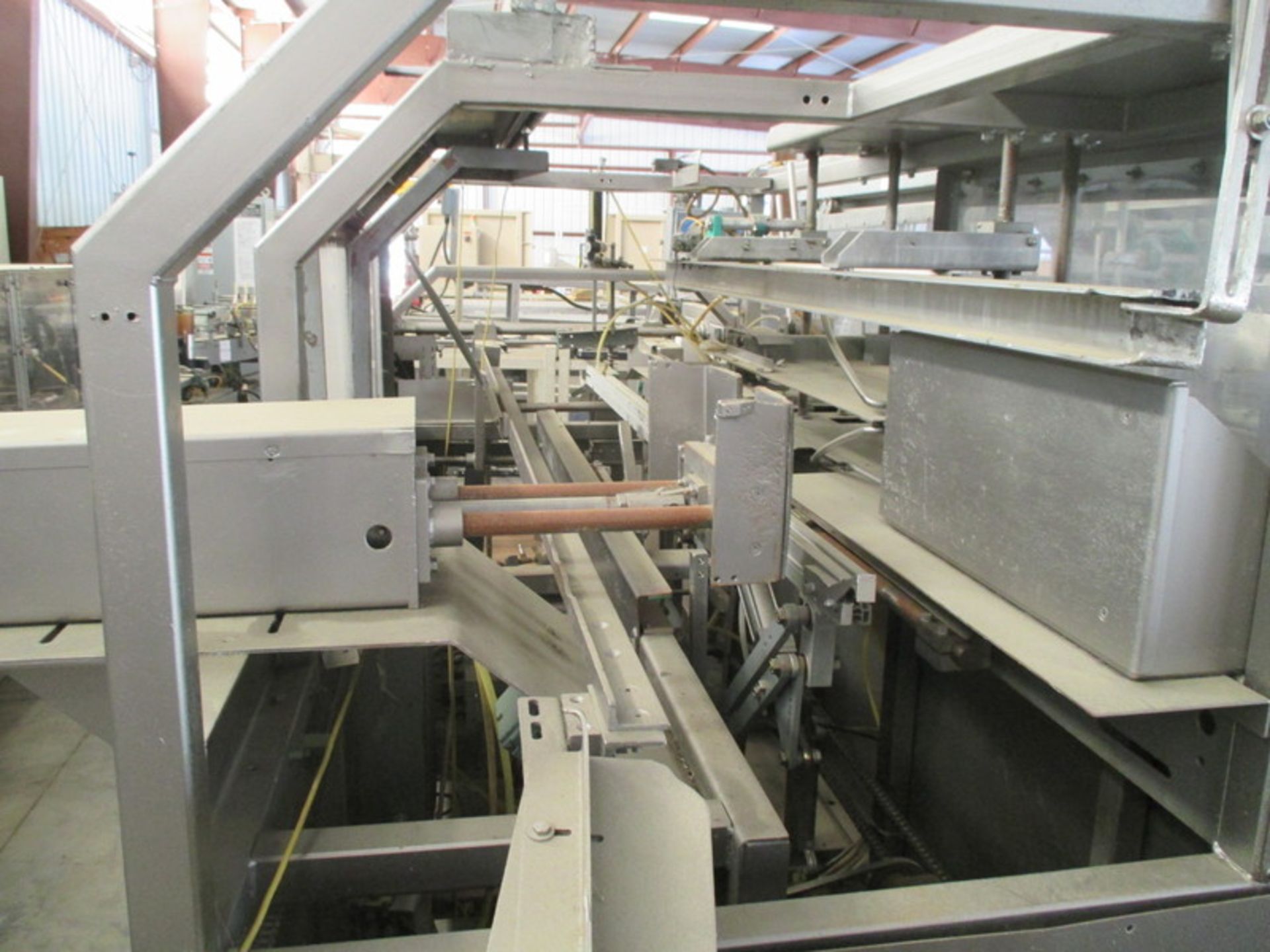 ABC Model 230 Case Erector Manufacturer: ABC Model: Model 230 Year: 2002 Rate: 20-25 CPM RSC cartons - Image 2 of 13