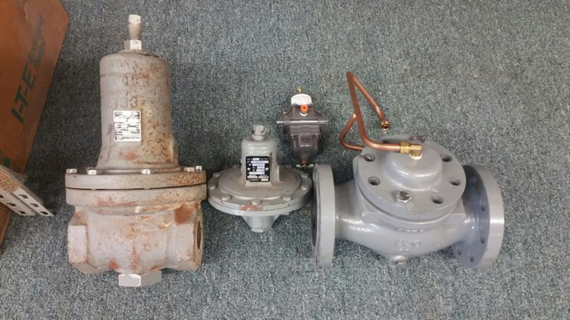 (4) Fisher Pressure Regulators Type 95H 1 3/4" Qty: 1 Type 92S 2" Body Only (Parts)Qty:1 Type 95L-