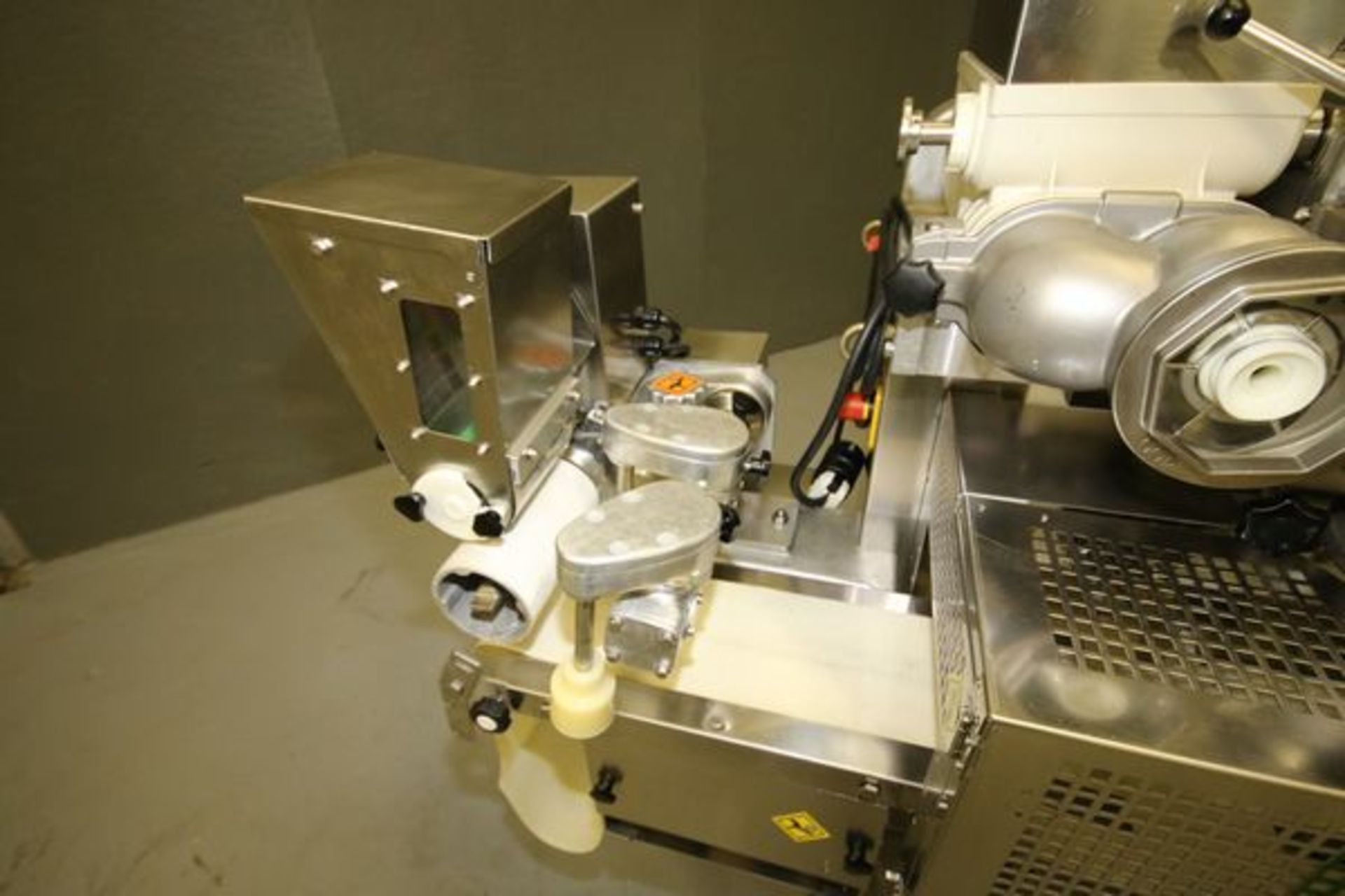 Rheon Cornucopia Encrusting Machine, Model KN400, S/N 1116 - Image 5 of 13