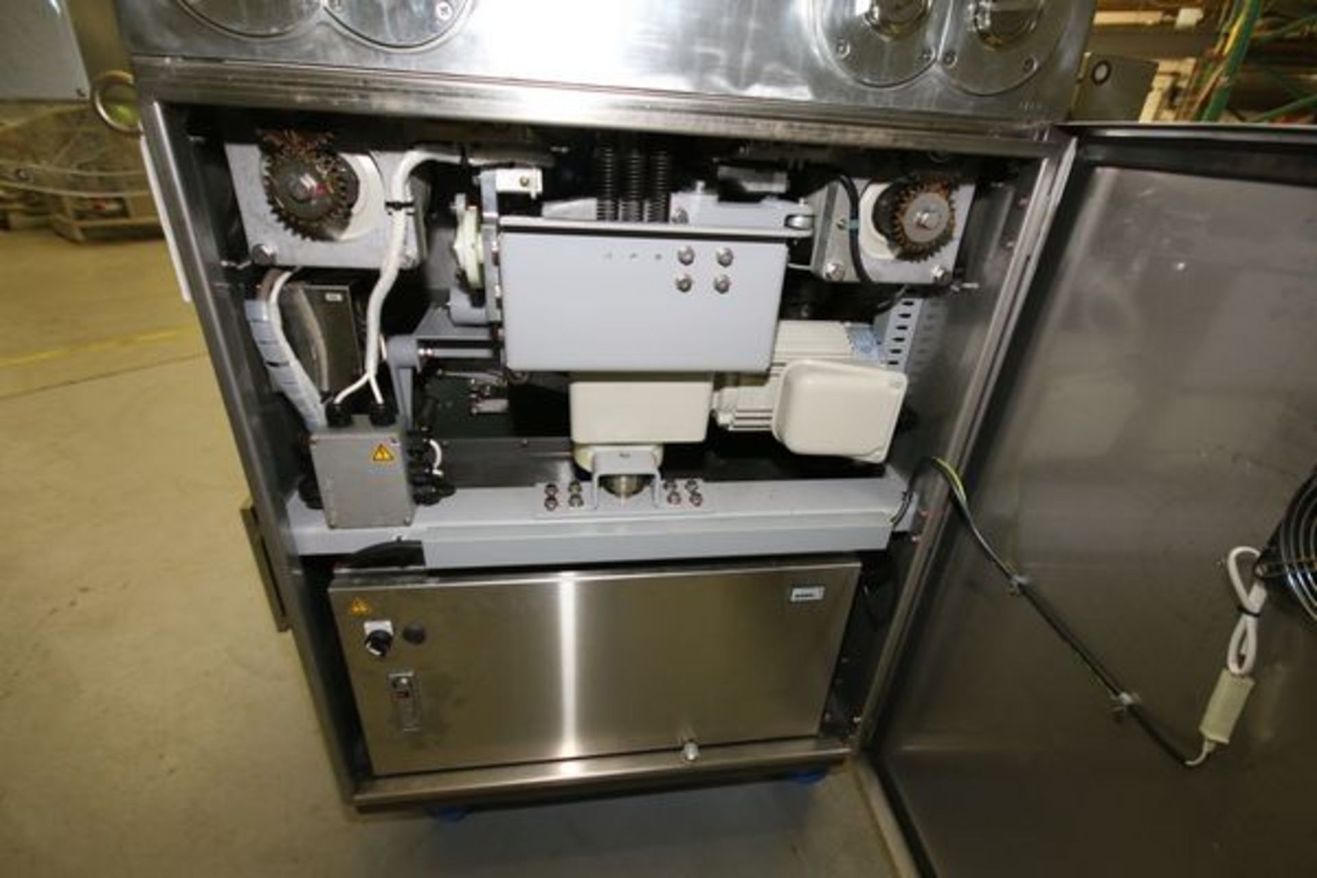 Rheon Cornucopia Encrusting Machine, Model KN400, S/N 1116 - Image 10 of 13