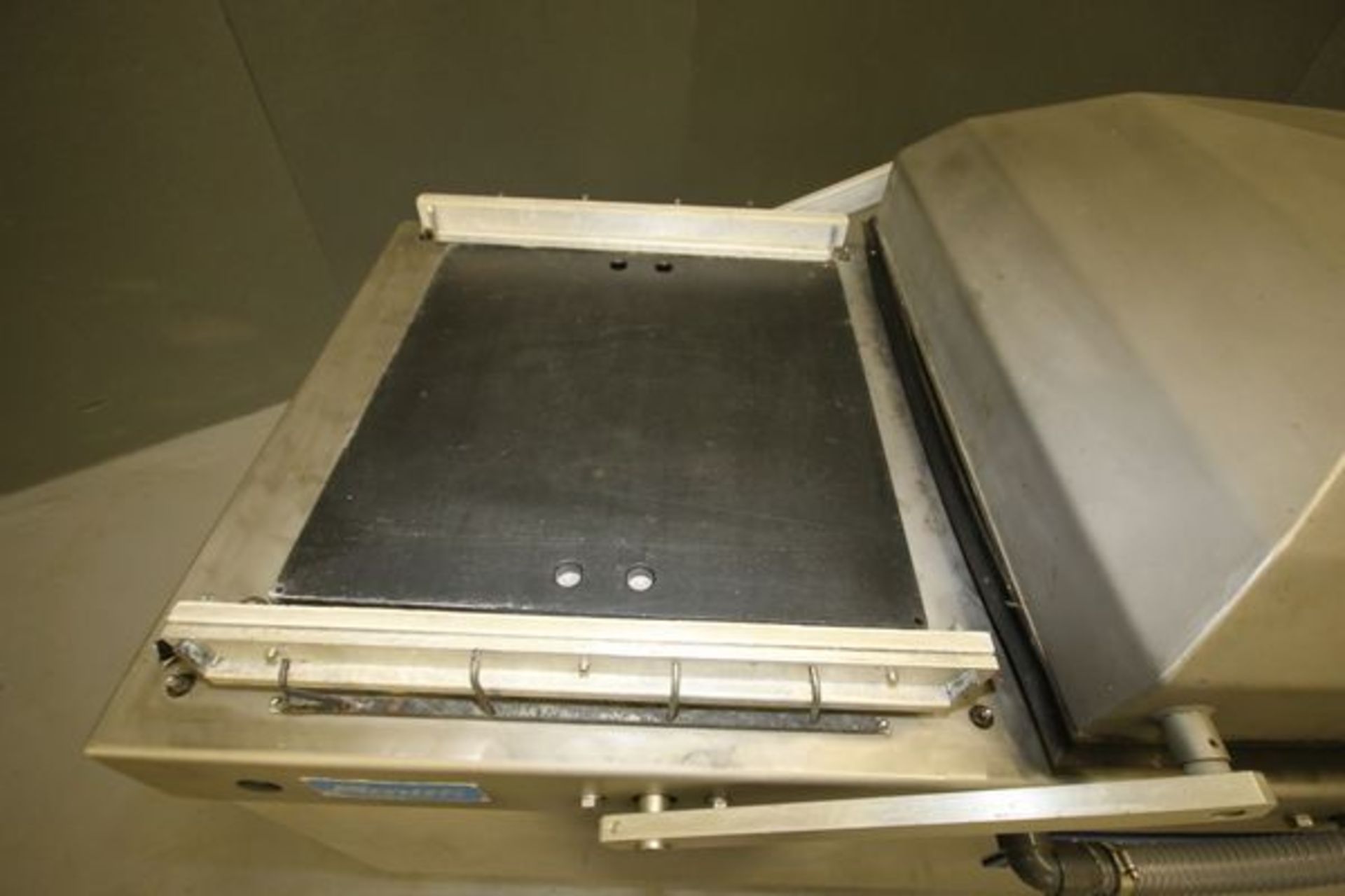 Smith SuperVac Dual Vacuum Sealer, Type GK290 with Seal Platform Dimension: Aprox. 24" x 24", 460 - Image 3 of 8