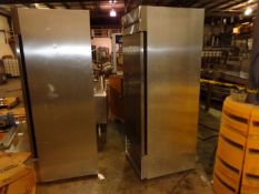 True Stainless Steel Refrigerator (LOCATED IN IOWA, RIGGING INCLUDED WITH SALE PRICE)***EUSA***