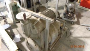 Reeves Drive and SEW Motor - Parts machine ($55 to remove and load) (LOCATED IN IOWA, RIGGING